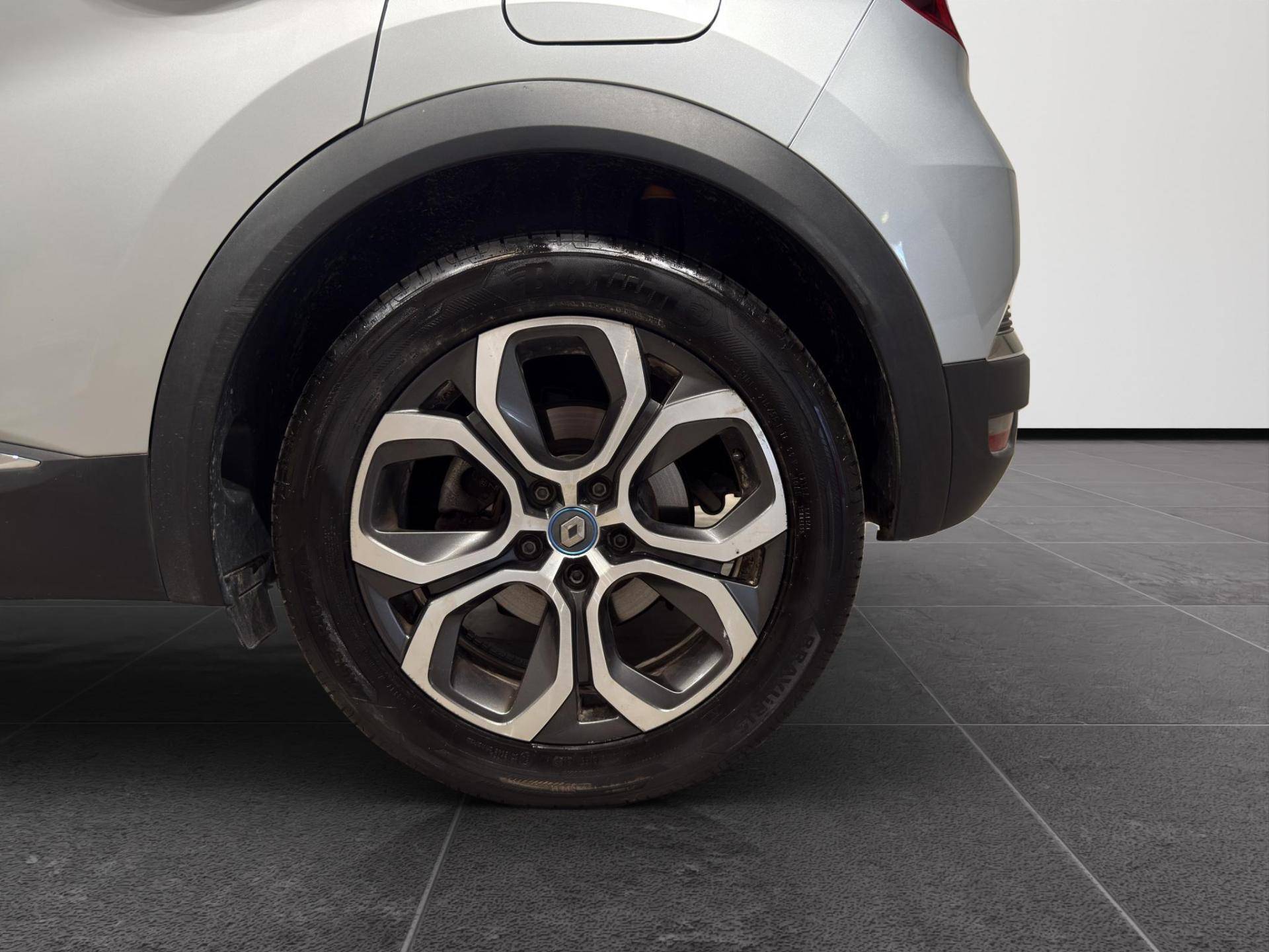 RENAULT Captur Captur 1.6 plug-in hybrid Intens E-Tech 160cv auto my21 usata in pronta consegna - Brandini