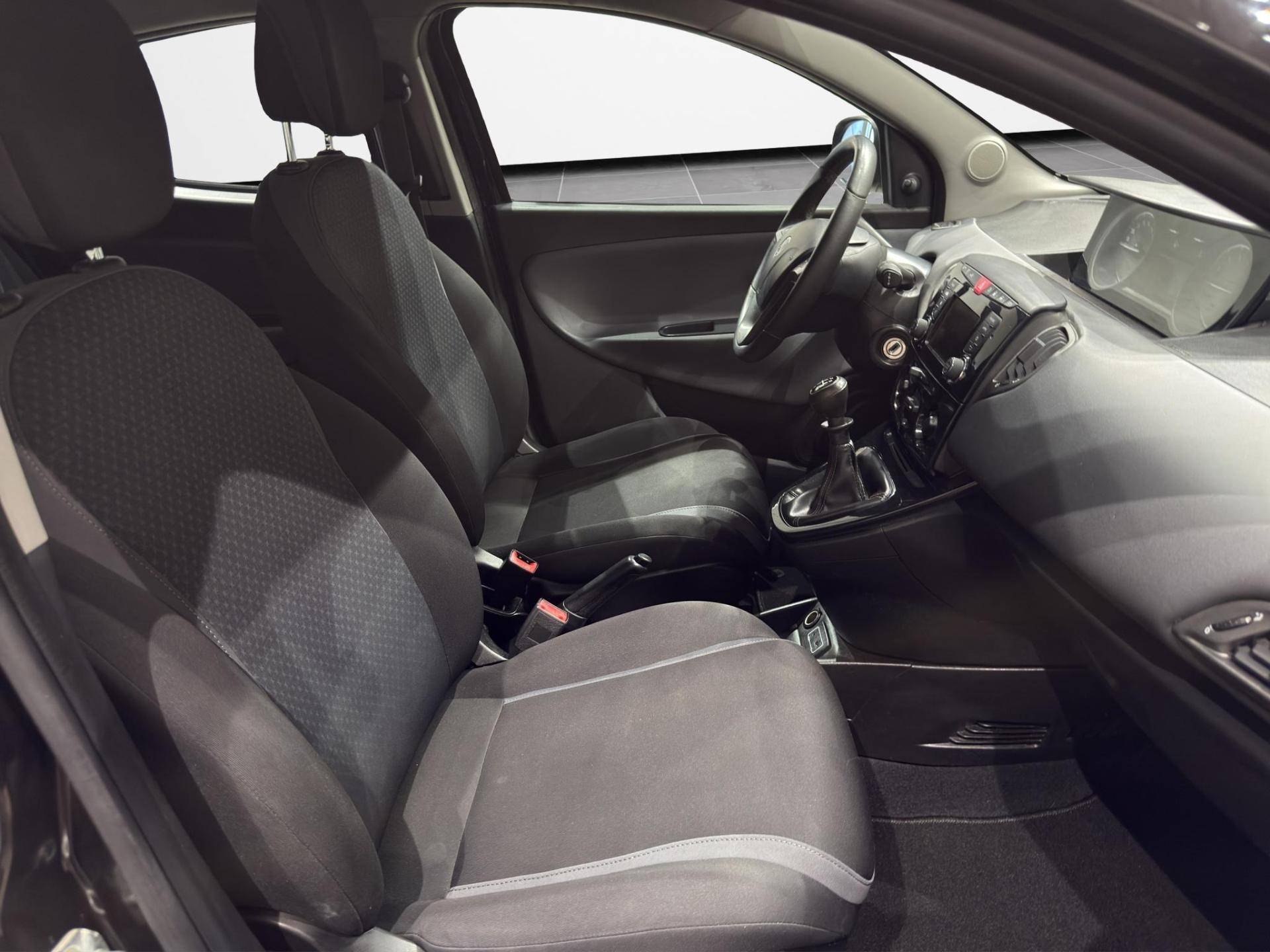 LANCIA Ypsilon Ypsilon 1.2 Silver ecochic Gpl 69cv usata in pronta consegna - Brandini