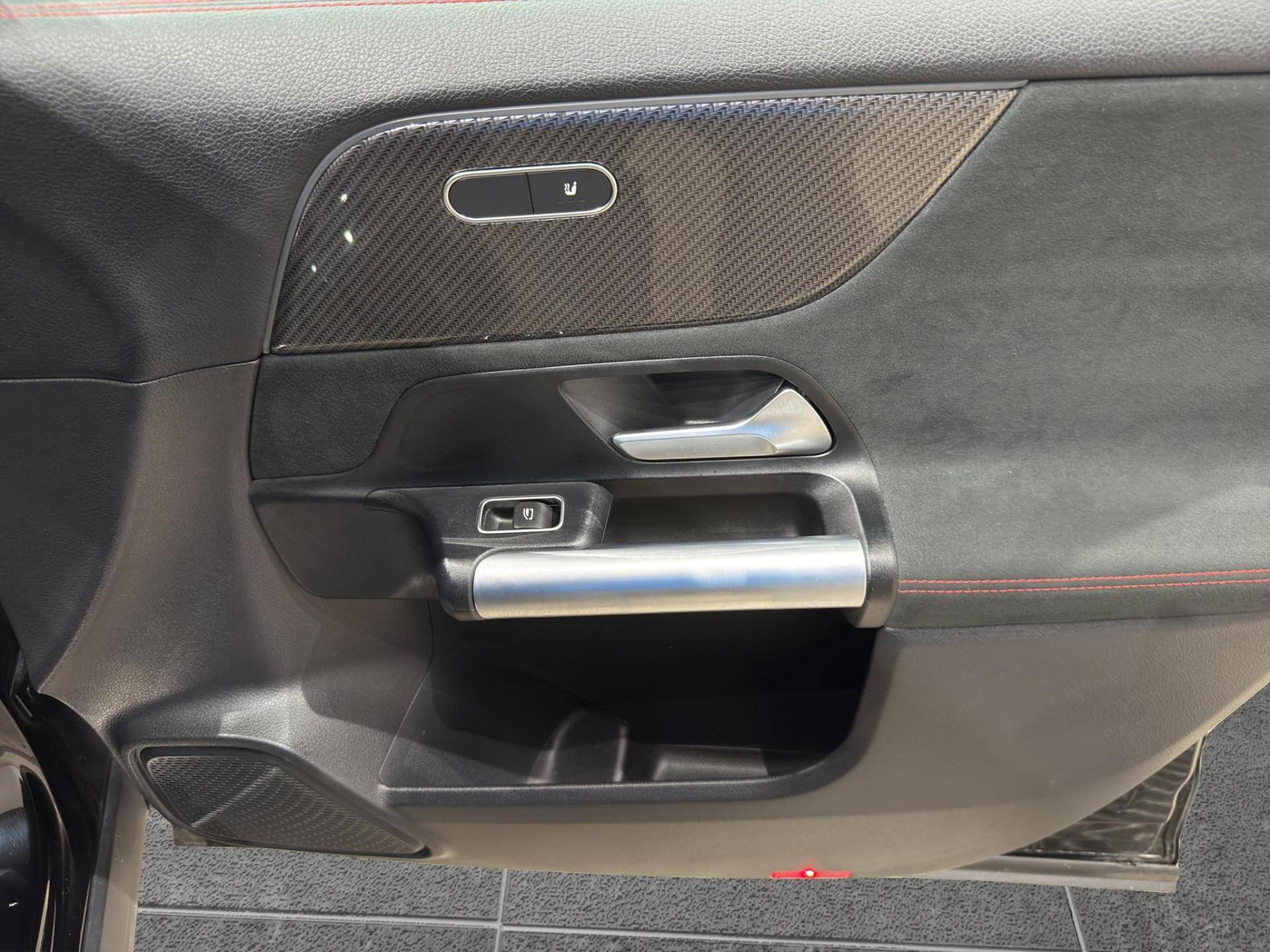 MERCEDES GLA GLA 200 d Business Extra auto usata in pronta consegna - Brandini
