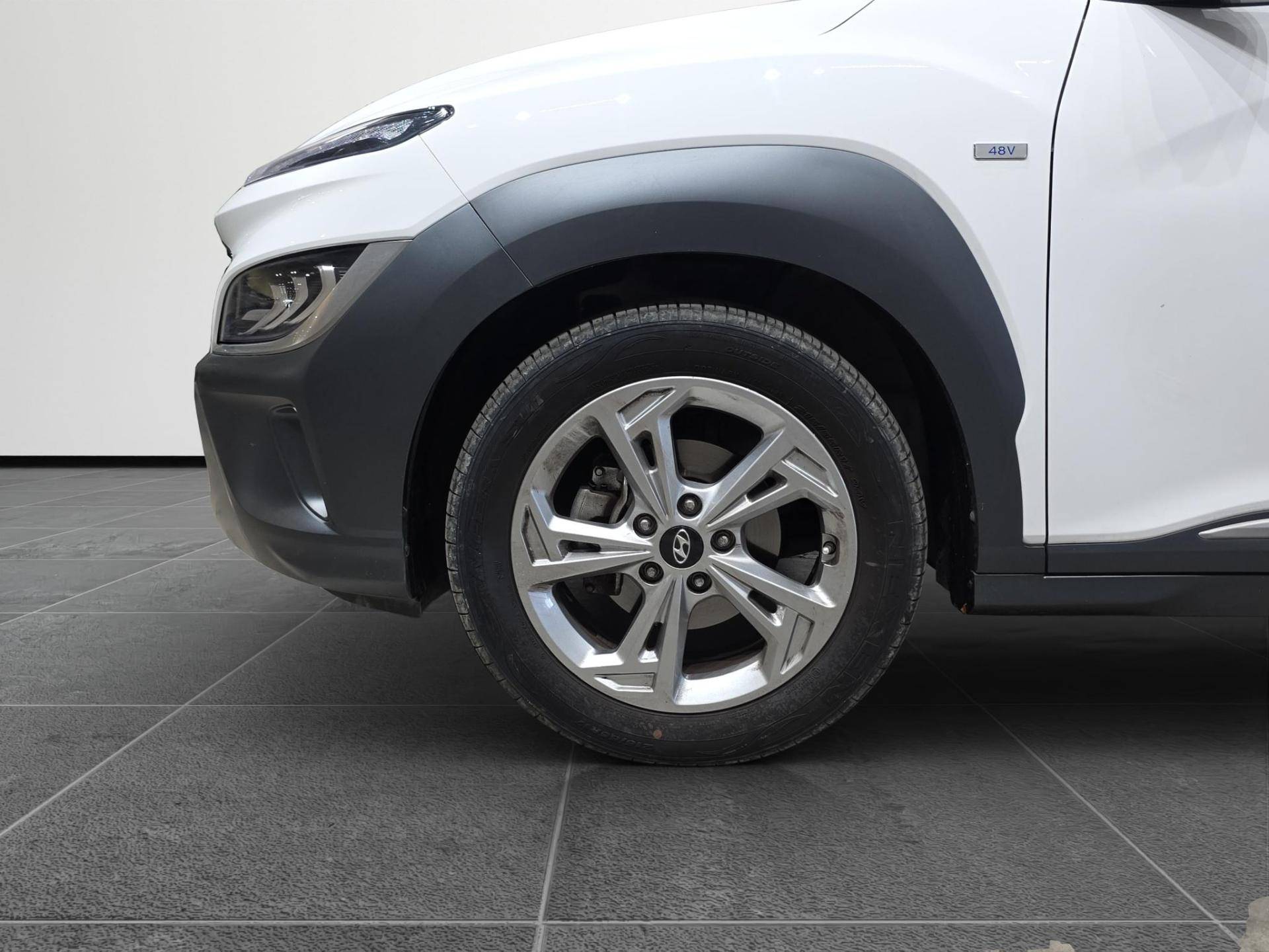 HYUNDAI Kona Kona 1.0 t-gdi 48V Xline Safety Pack 2wd 120cv imt usata in pronta consegna - Brandini