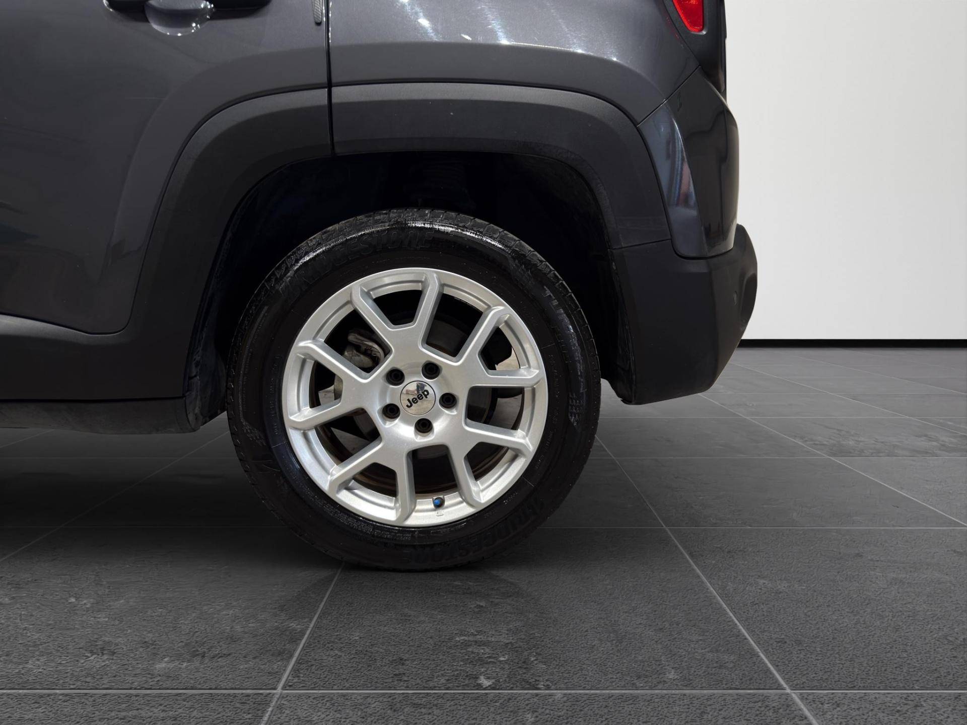 Auto Venduta - JEEP Renegade Renegade 1.6 mjt Limited 2wd 130cv usata in pronta consegna - Brandini