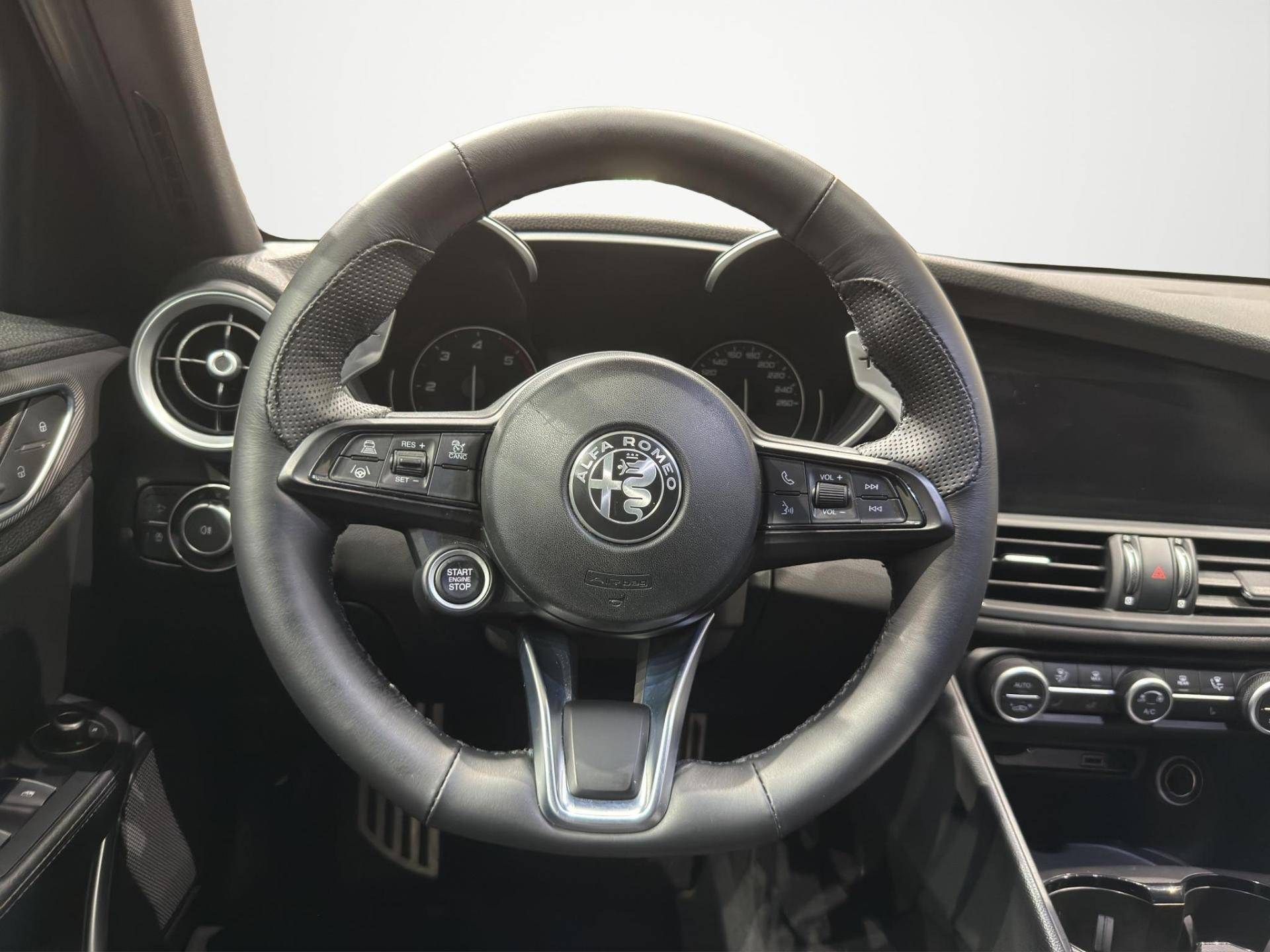 ALFA ROMEO GIULIA Giulia 2.2 t Veloce First edition Q4 210 cv auto usata in pronta consegna - Brandini
