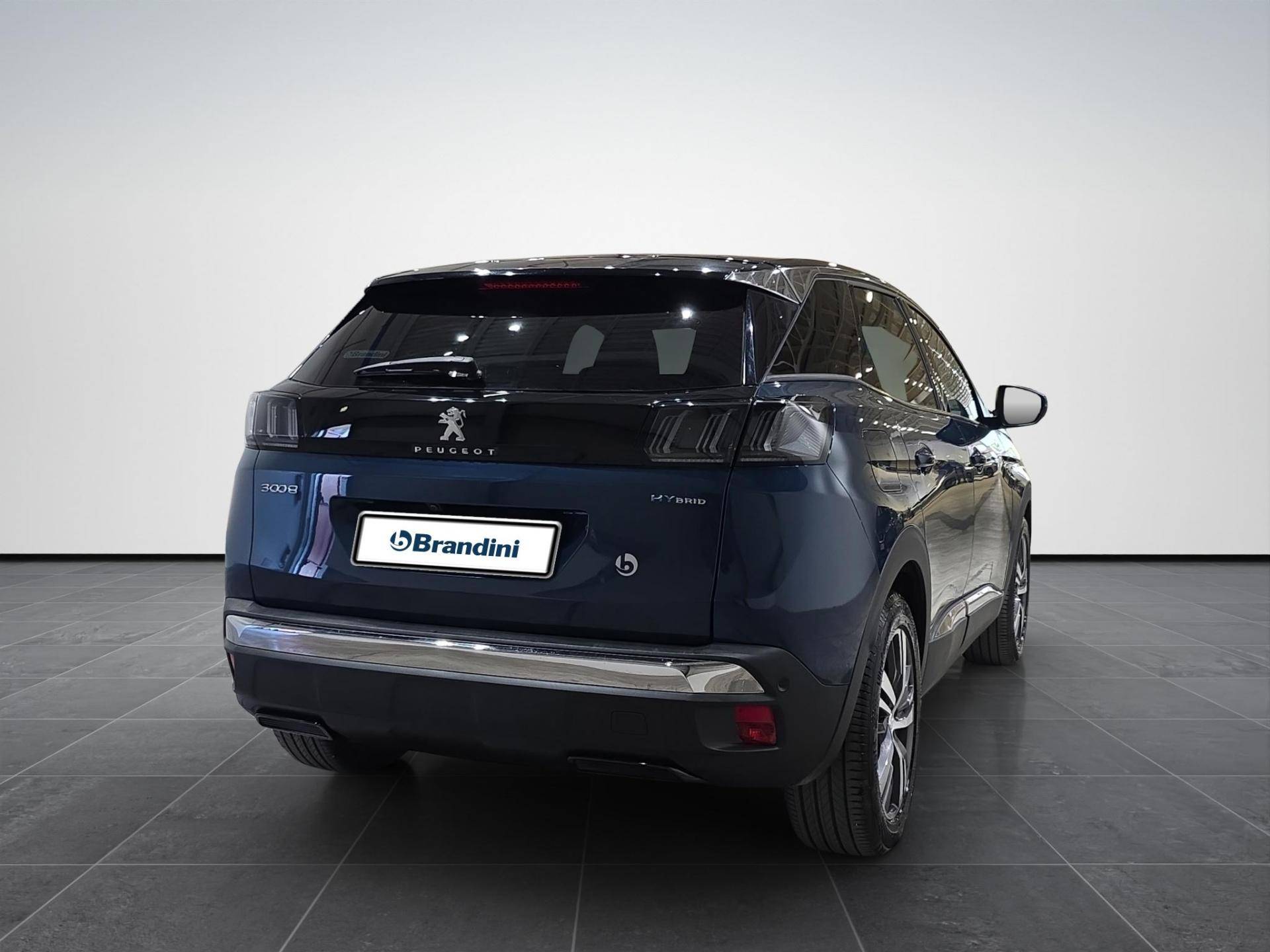 PEUGEOT 3008 3008 1.6 hybrid Allure Pack 180cv e-eat8 usata in pronta consegna - Brandini