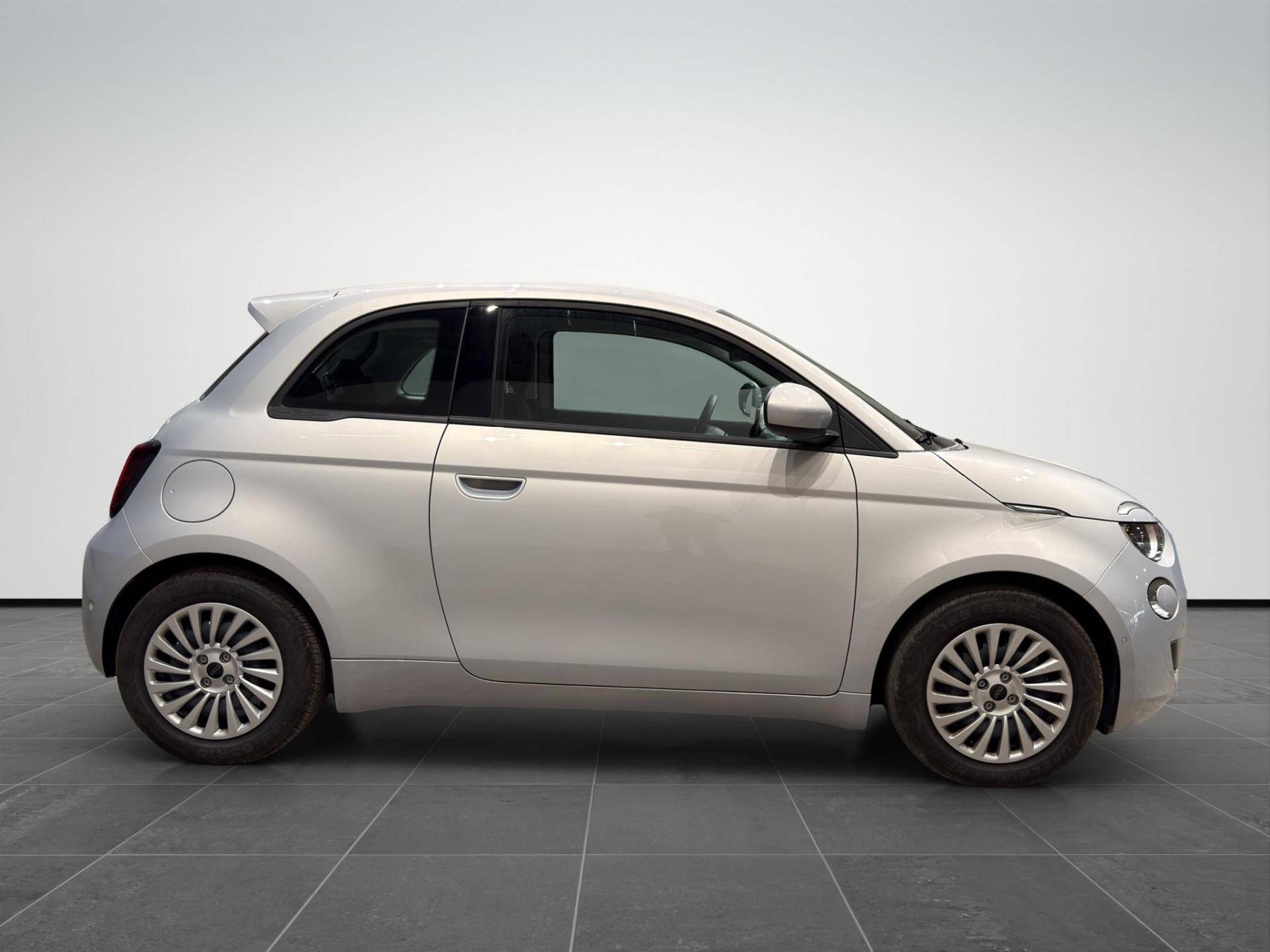 FIAT 500e 500e 42 kWh Entry Pack Tech usata in pronta consegna - Brandini