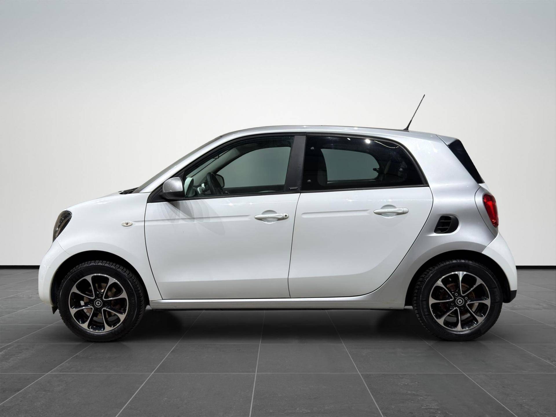 Auto Venduta - SMART Forfour Forfour 1.0 Passion 71cv twinamic usata in pronta consegna - Brandini