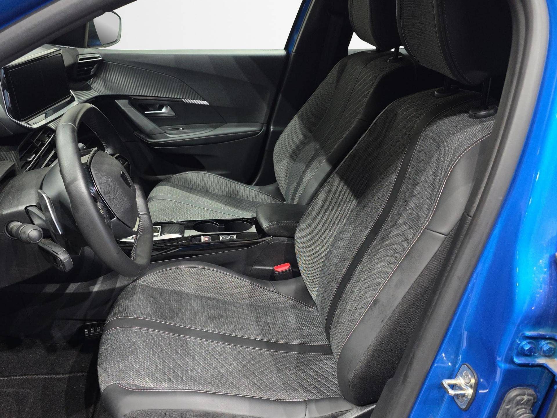 Auto Venduta - PEUGEOT 2008 2008 1.2 hybrid Allure 136cv e-dcs6 usata in pronta consegna - Brandini
