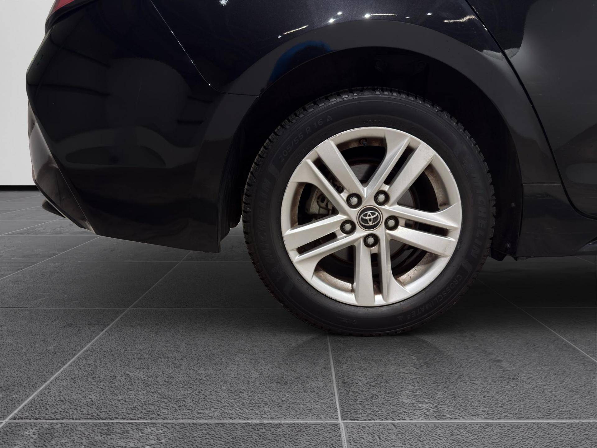 TOYOTA Corolla Touring Corolla Touring Sports 1.8 hybrid Active cvt usata in pronta consegna - Brandini