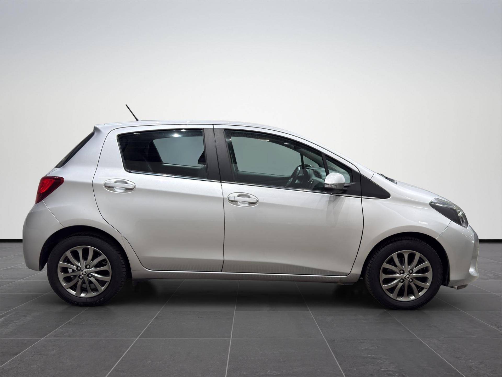 Auto Venduta - TOYOTA Yaris Yaris 1.0 Active 5p my16 usata in pronta consegna - Brandini