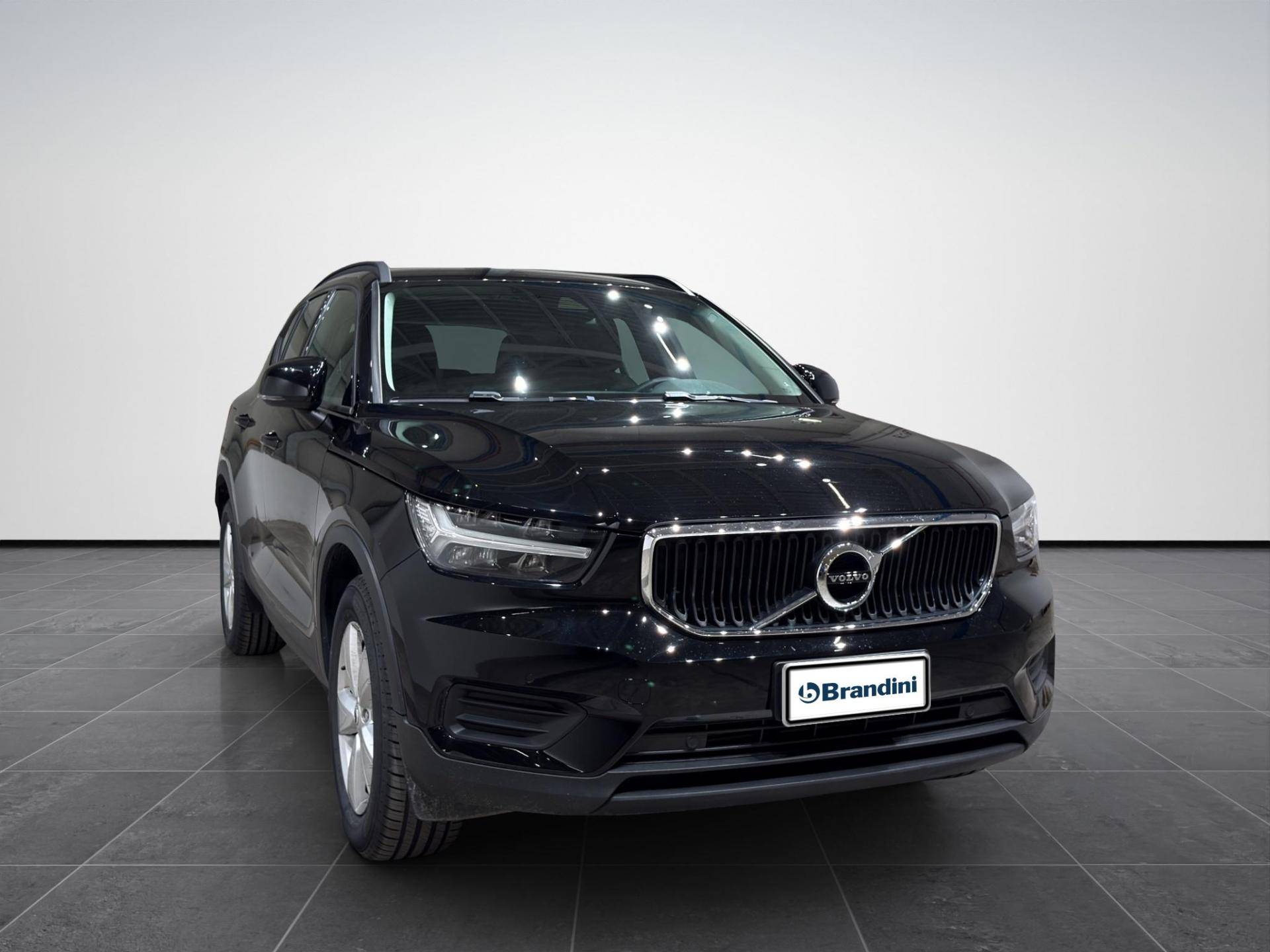 Auto Venduta - VOLVO XC40 XC40 1.5 T2 Momentum Core my21 usata in pronta consegna - Brandini