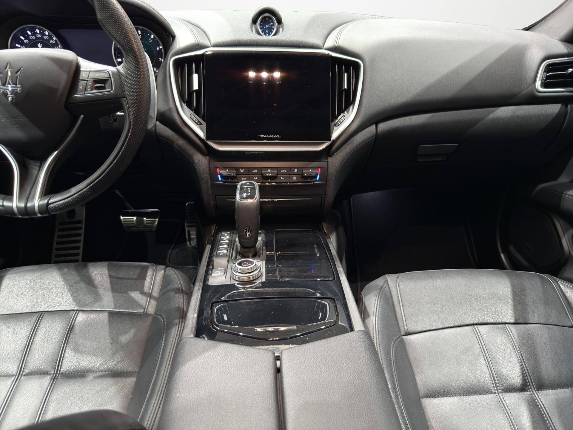 MASERATI Ghibli Ghibli 2.0 mhev Gransport 330cv auto usata in pronta consegna - Brandini