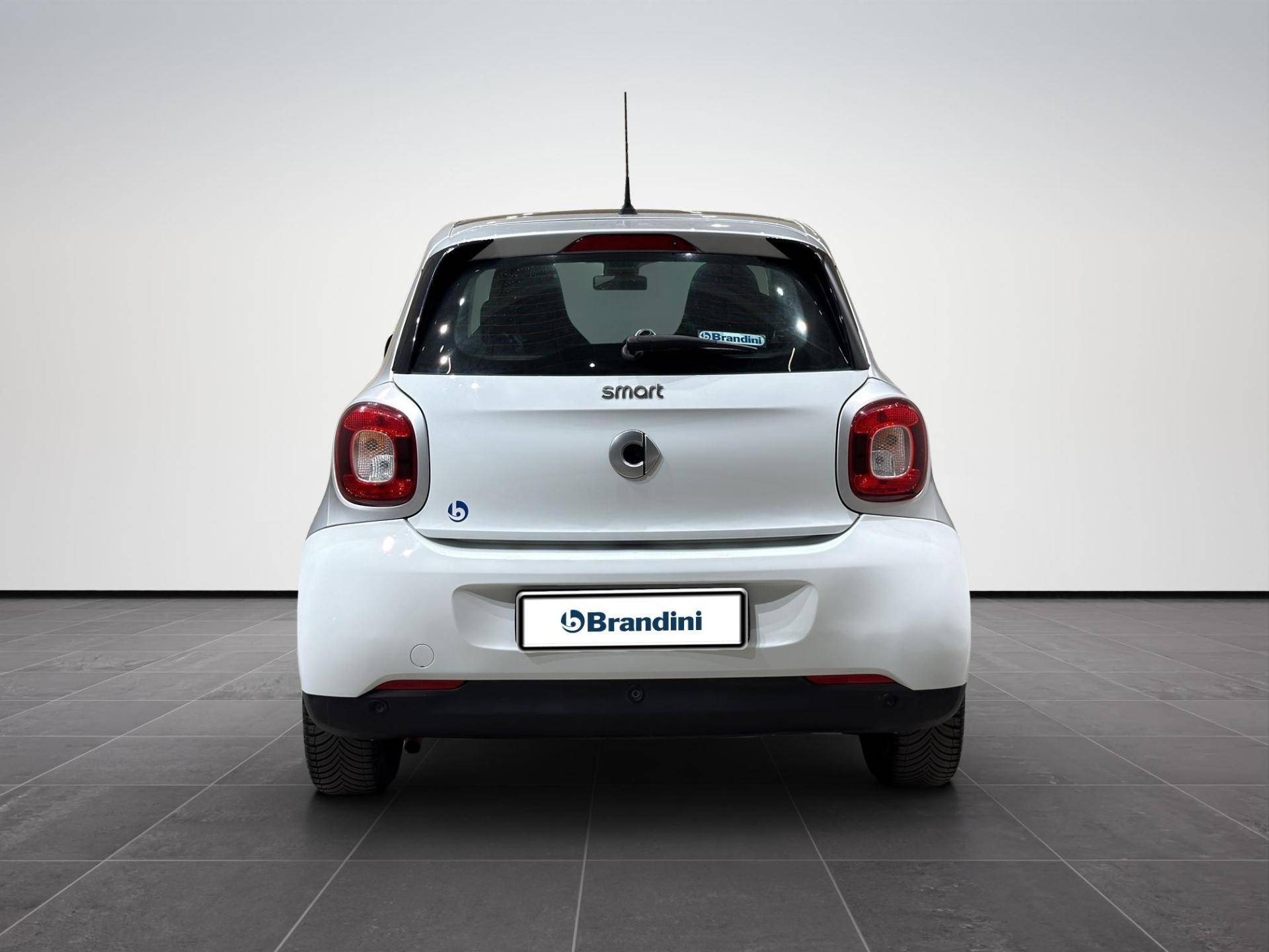Auto Venduta - SMART Forfour Forfour 1.0 Passion 71cv twinamic usata in pronta consegna - Brandini