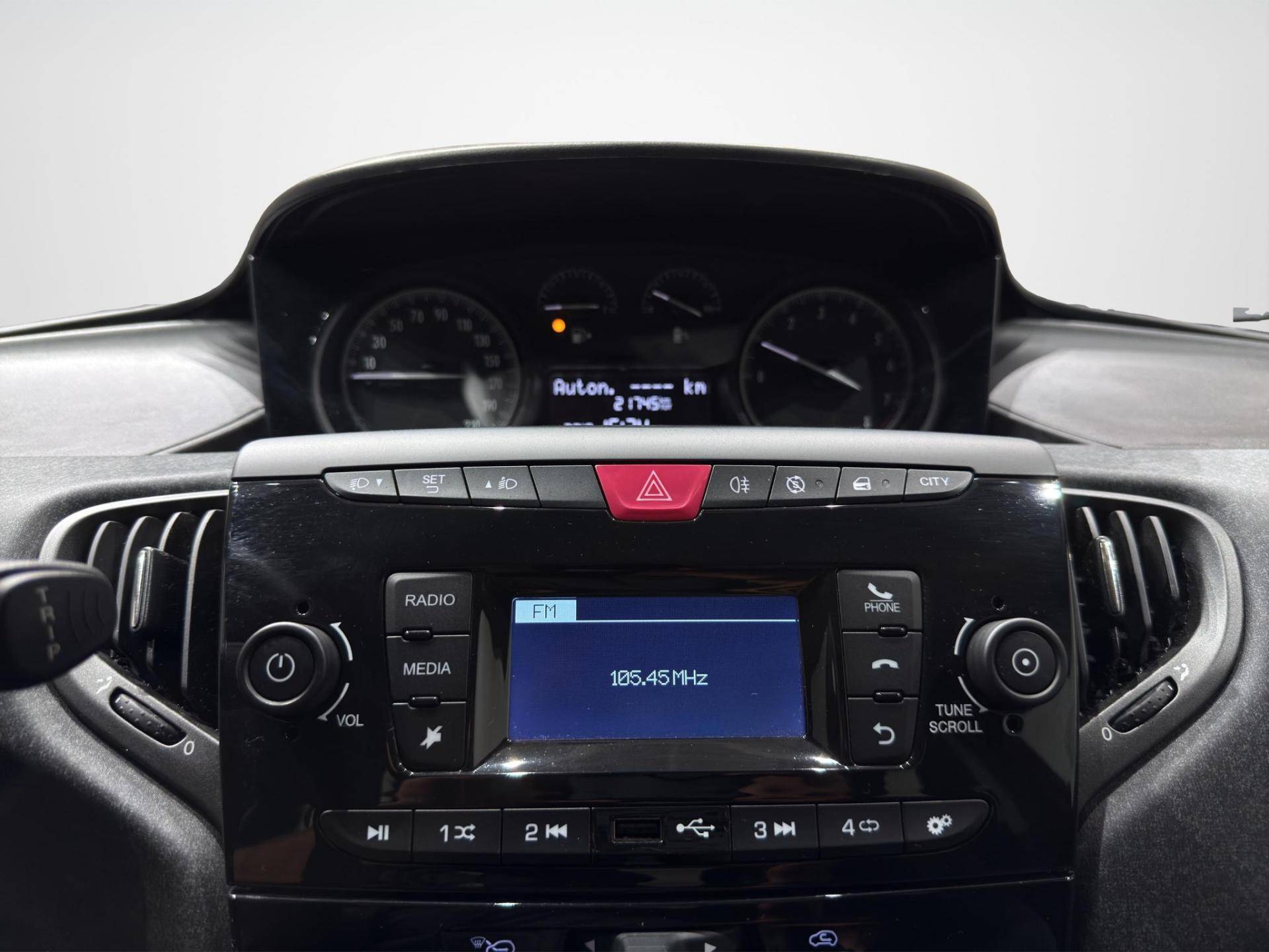 Auto Venduta - LANCIA Ypsilon Ypsilon 1.0 hybrid Silver s&s 70cv usata in pronta consegna - Brandini