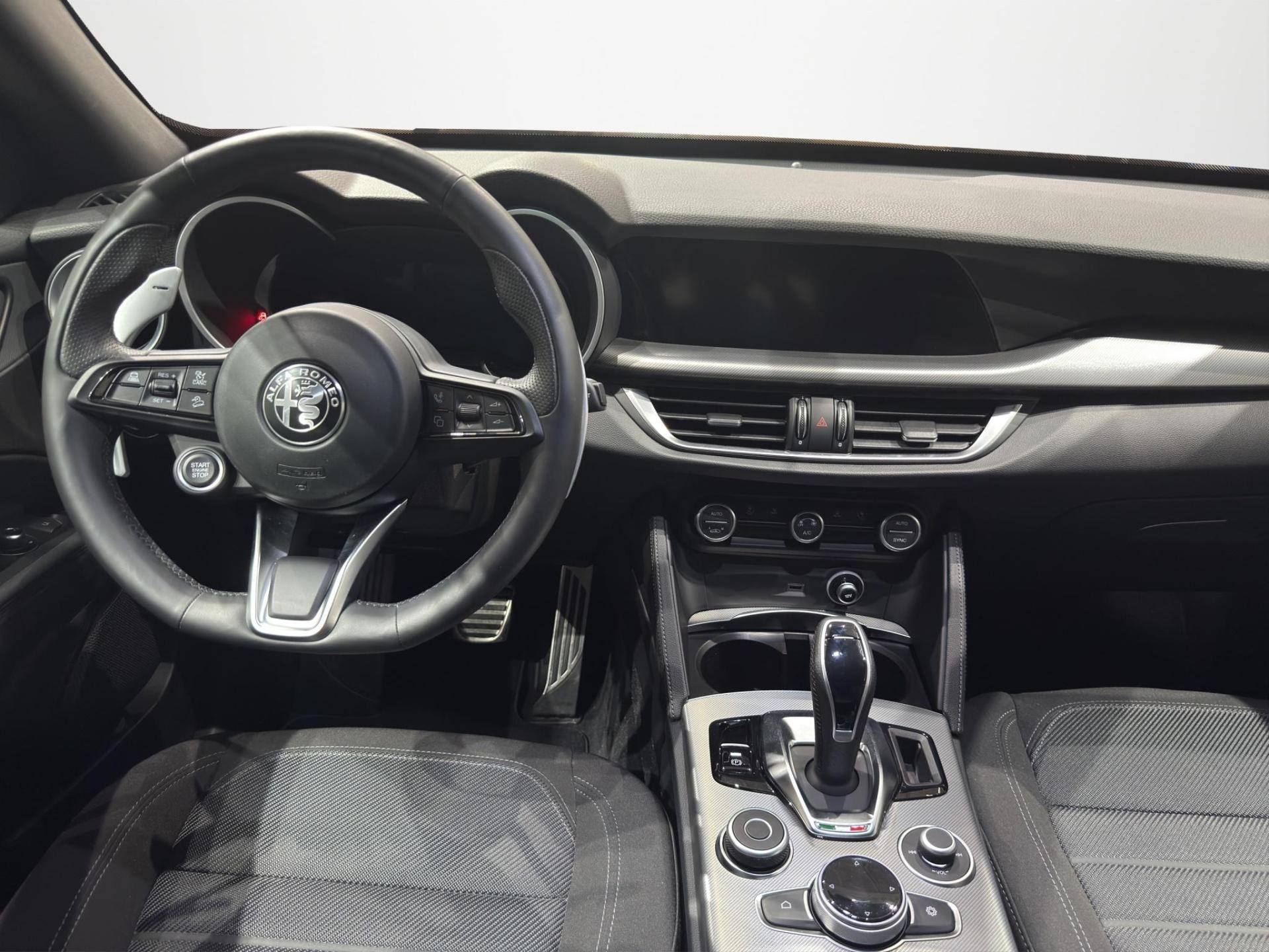 ALFA ROMEO Stelvio Stelvio 2.2 t Sprint Q4 210cv auto usata in pronta consegna - Brandini