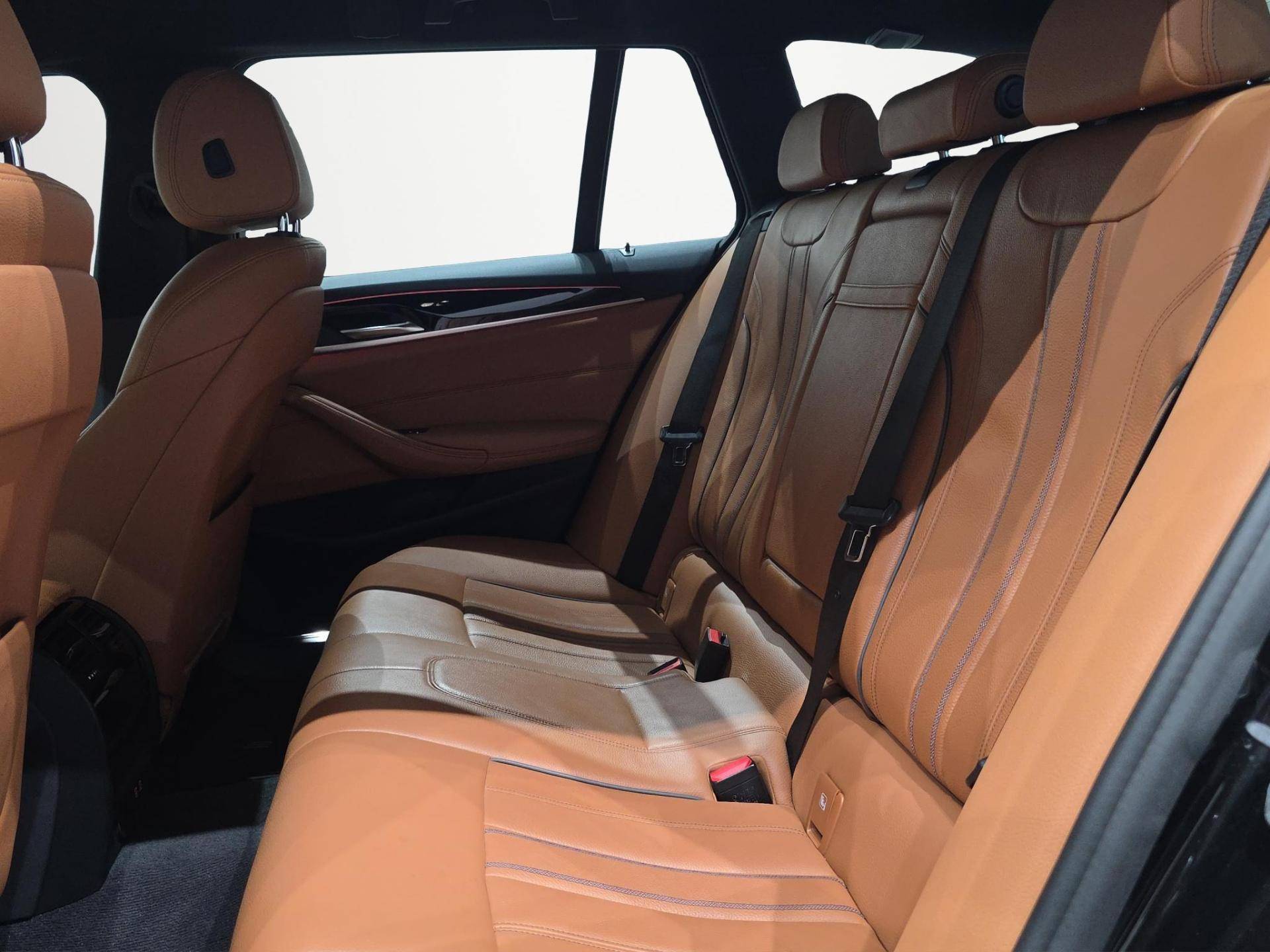 BMW Serie 5 Touring 520d Touring mhev 48V xdrive Msport auto usata in pronta consegna - Brandini