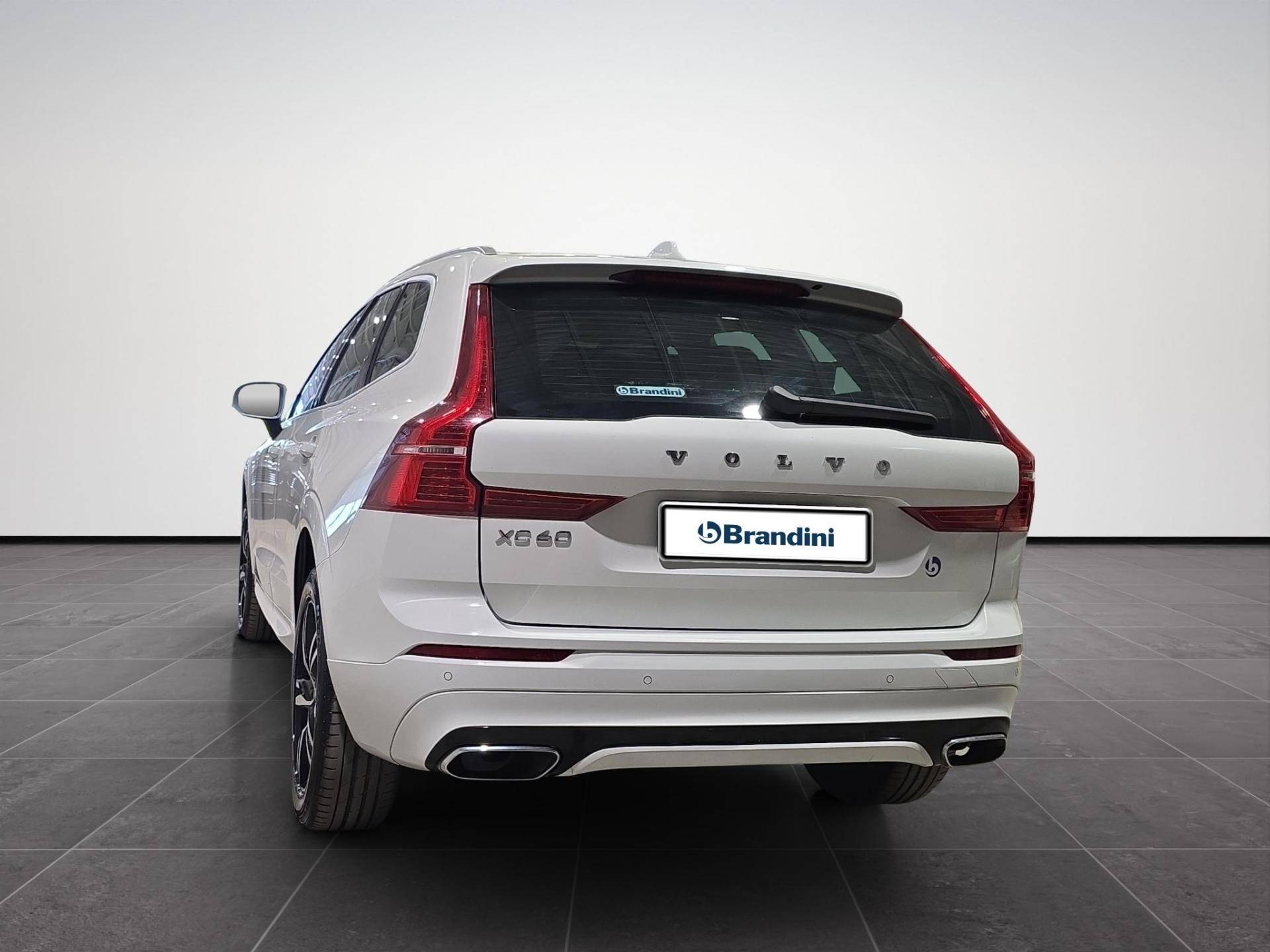 VOLVO XC60 XC60 2.0 D4 R-Design awd geartronic my18 usata in pronta consegna - Brandini