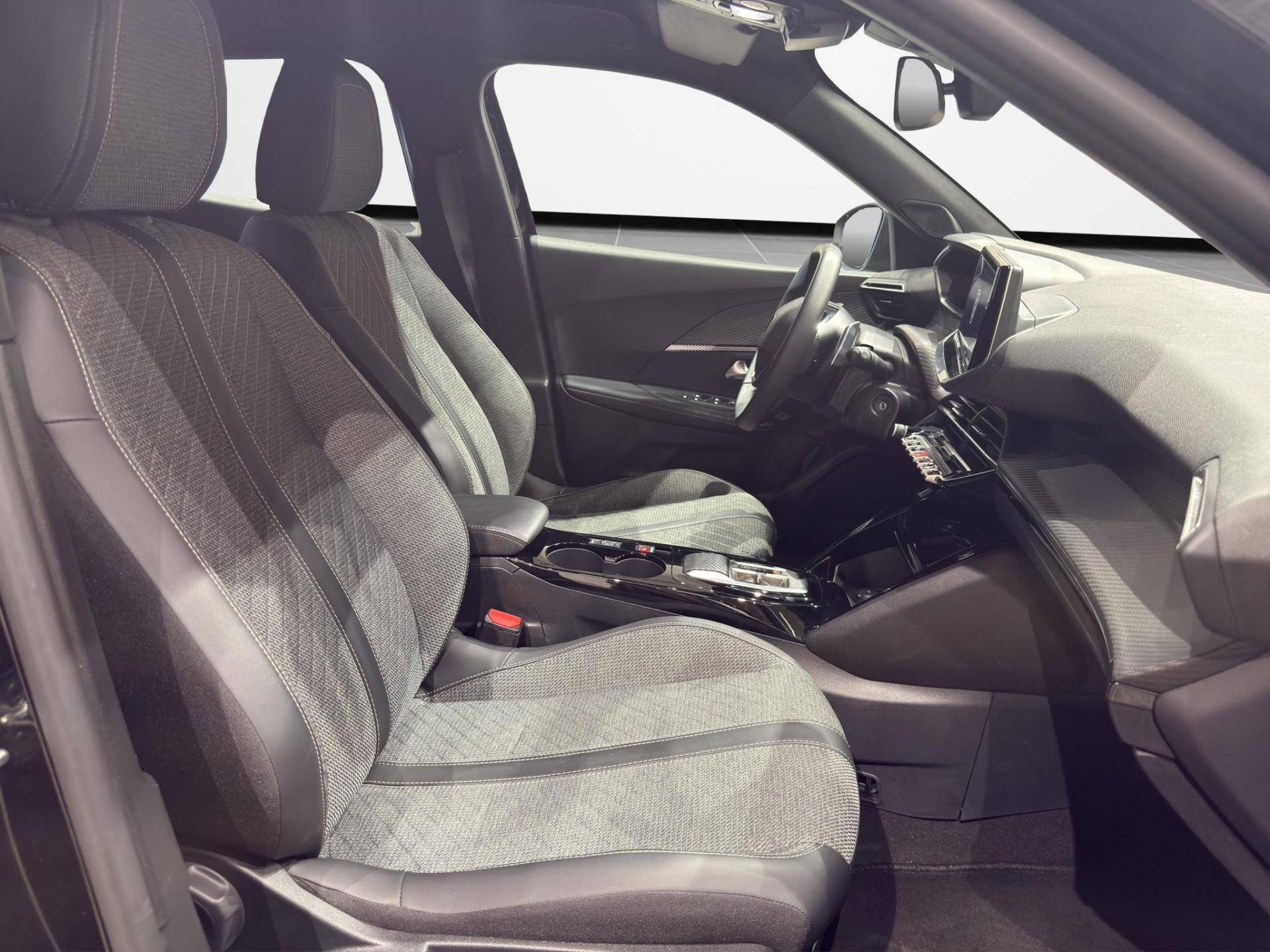 Auto Venduta - PEUGEOT 2008 2008 1.2 hybrid GT 136cv e-dcs6 usata in pronta consegna - Brandini