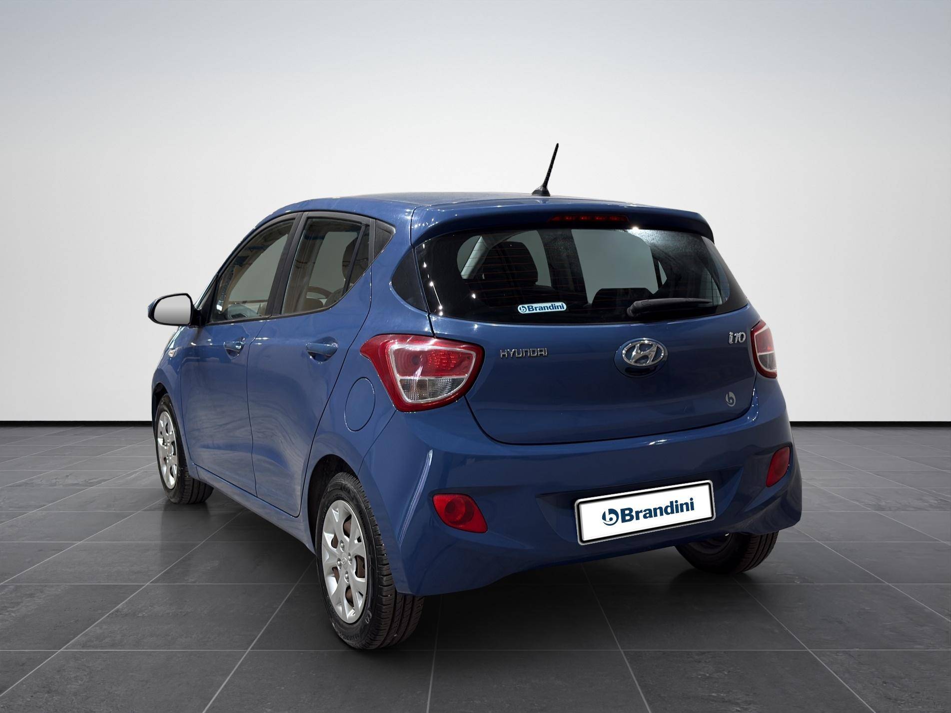 HYUNDAI I10 i10 1.0 Login E6 usata in pronta consegna - Brandini