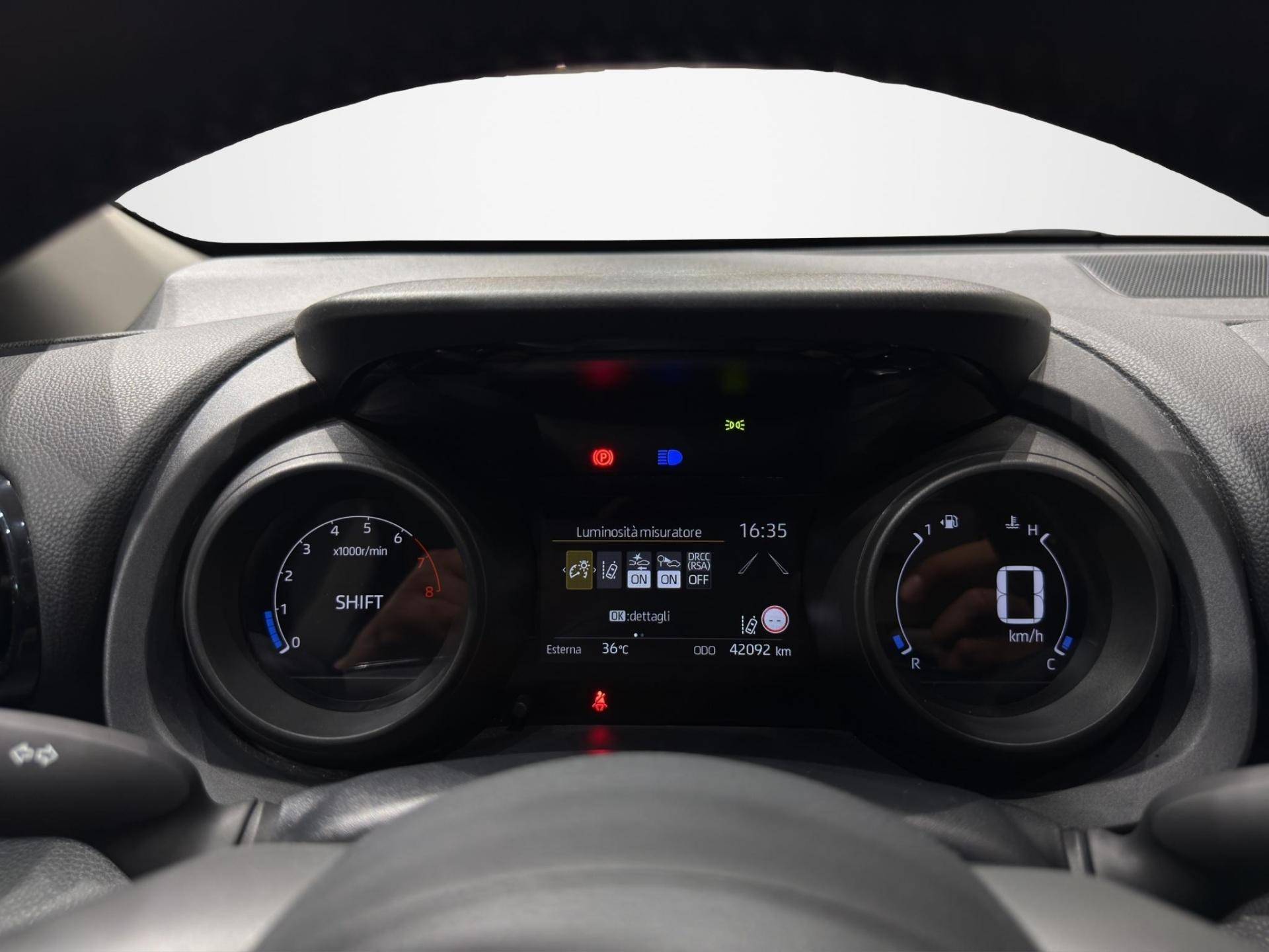 Auto Venduta - TOYOTA Yaris Yaris 1.0 Active usata in pronta consegna - Brandini