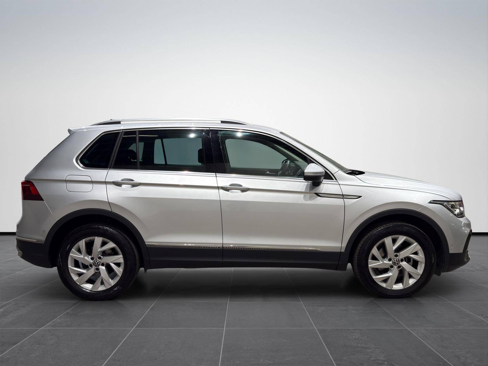 VOLKSWAGEN Tiguan Tiguan 2.0 tdi scr Elegance 4motion 150cv dsg usata in pronta consegna - Brandini