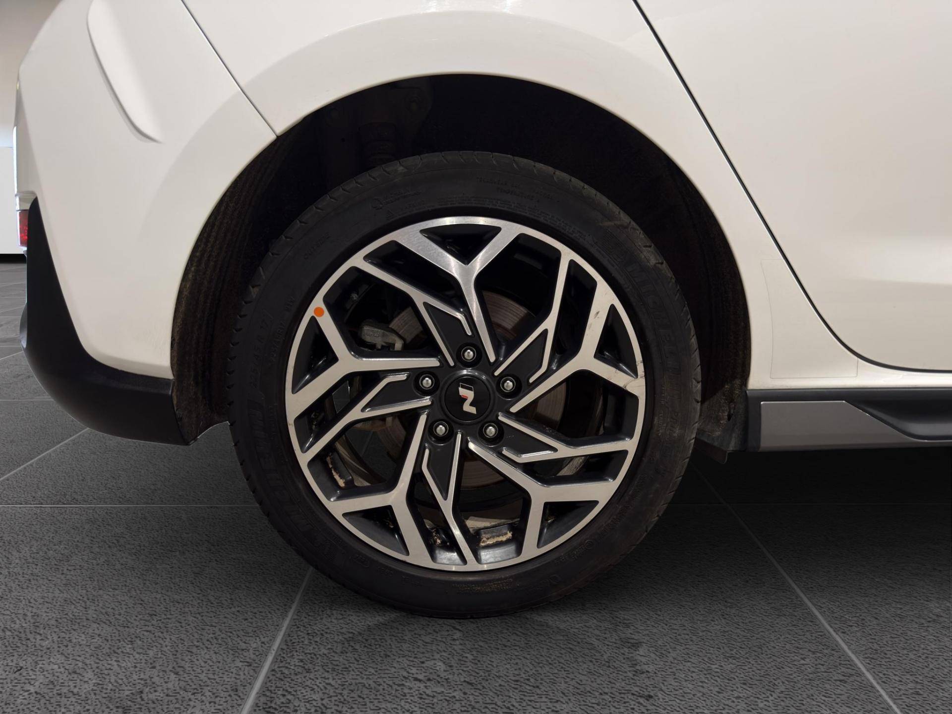 HYUNDAI i30 2024 5p i30 1.0 t-gdi 48V NLine 100cv dct usata in pronta consegna - Brandini