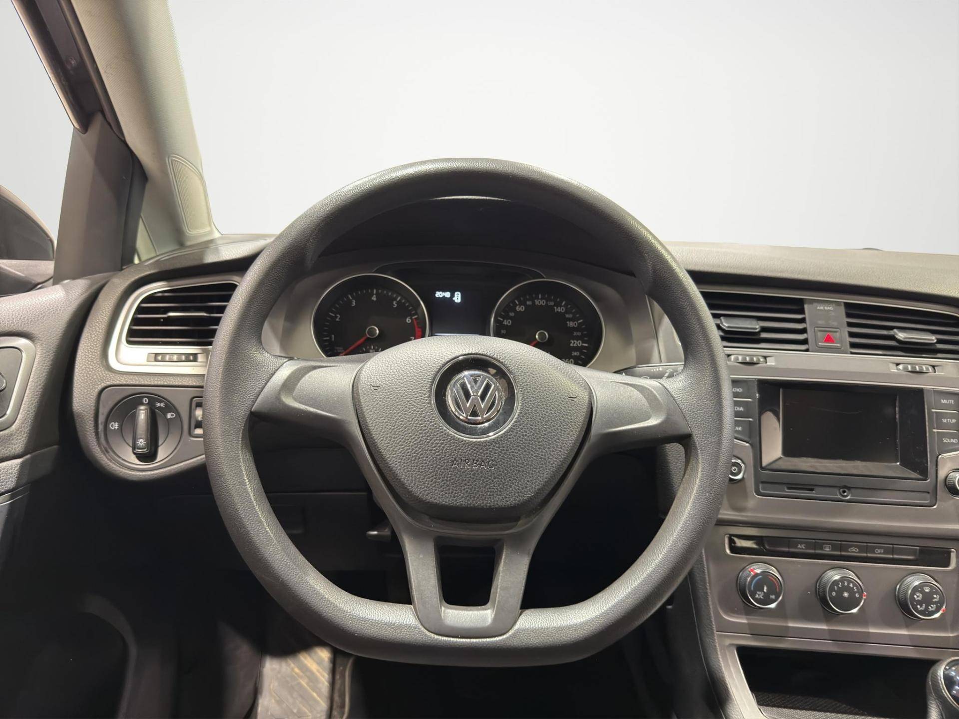 VOLKSWAGEN Golf Golf 1.2 tsi Trendline 85cv 5p E6 usata in pronta consegna - Brandini