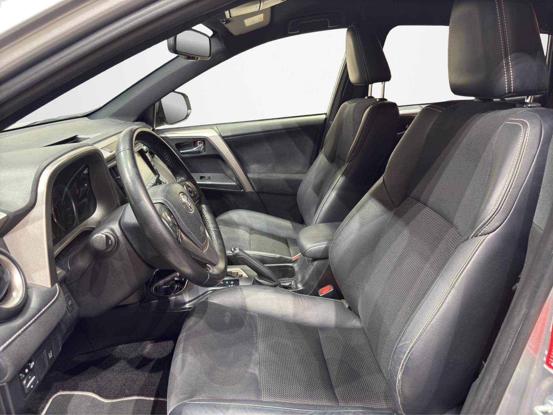 Auto Venduta - TOYOTA Rav4 Rav4 2.5 vvt-i h Exclusive 2wd e-cvt usata in pronta consegna - Brandini