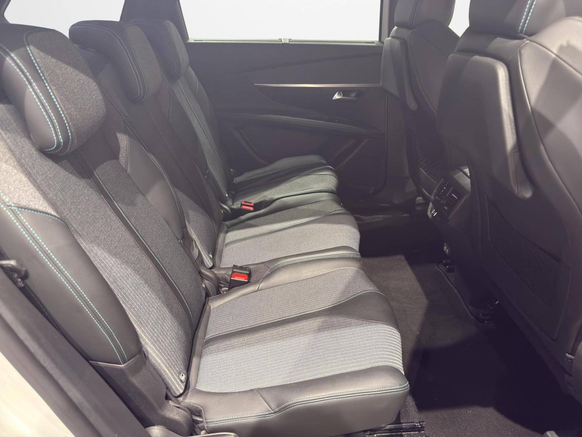PEUGEOT 5008 5008 1.5 bluehdi Allure s&s 130cv usata in pronta consegna - Brandini