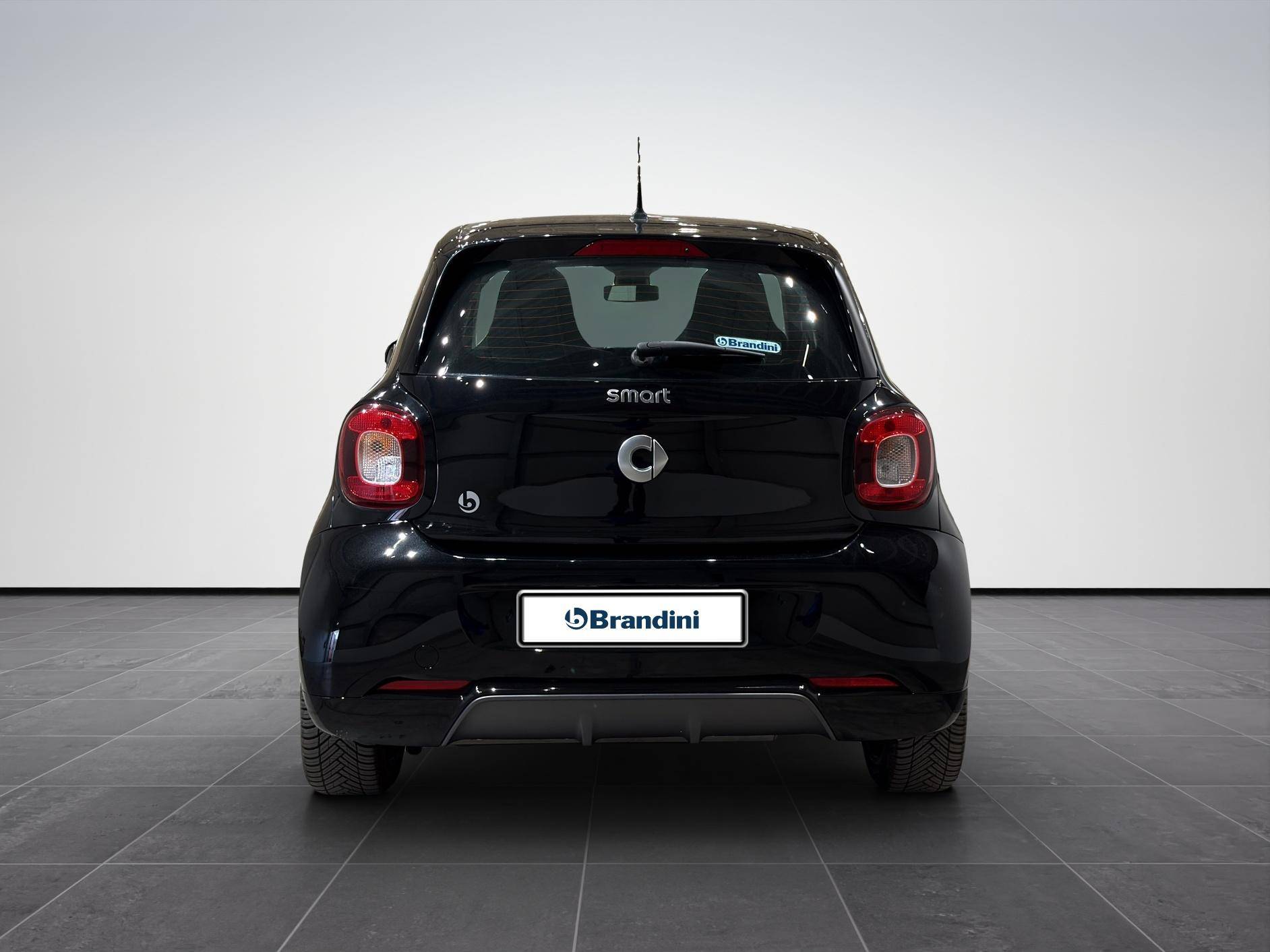 Auto Venduta - SMART Forfour Forfour 0.9 t. Passion 90cv twinamic my18 usata in pronta consegna - Brandini