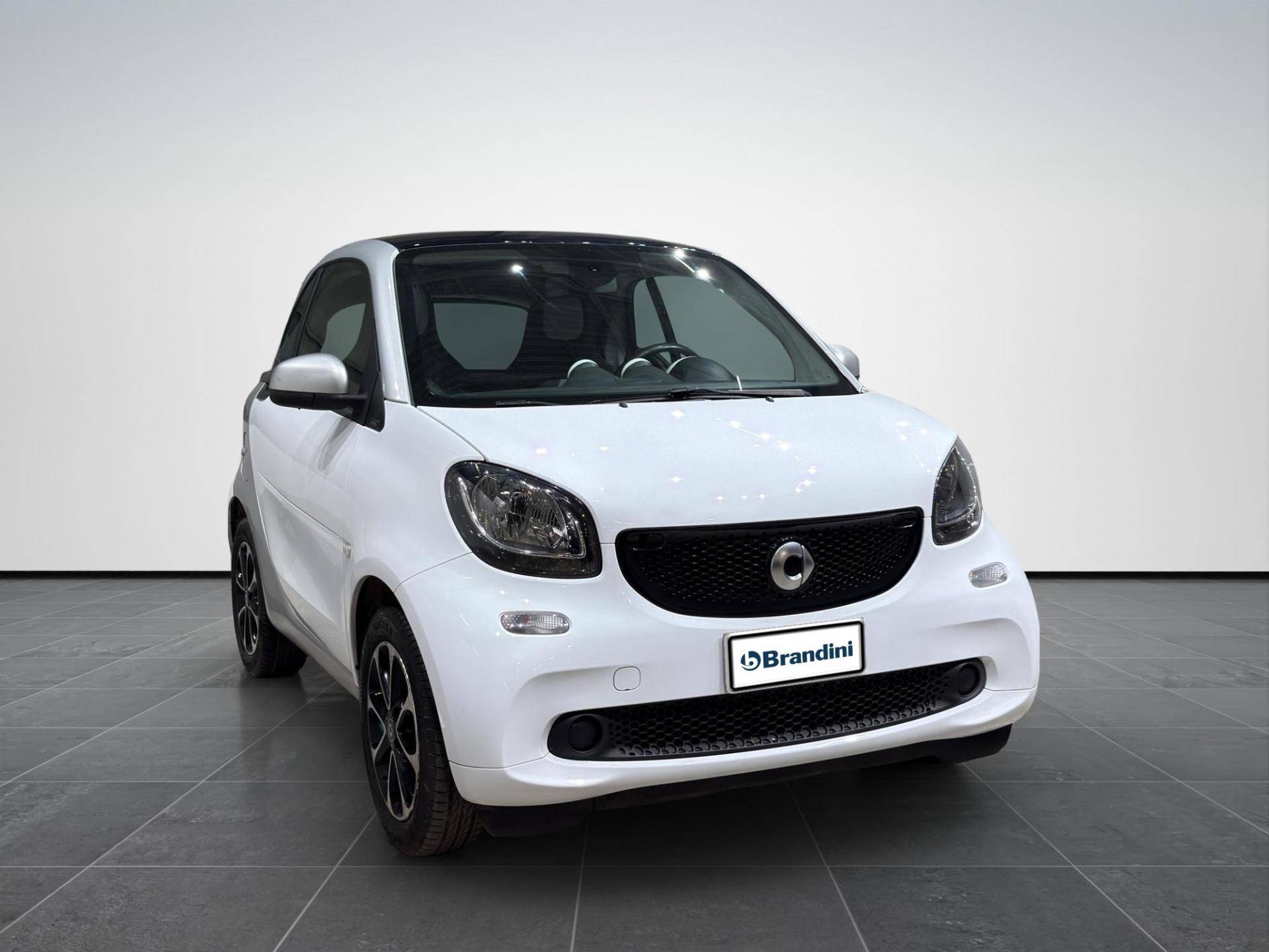 SMART Fortwo Fortwo 1.0 Passion 71cv twinamic usata in pronta consegna - Brandini