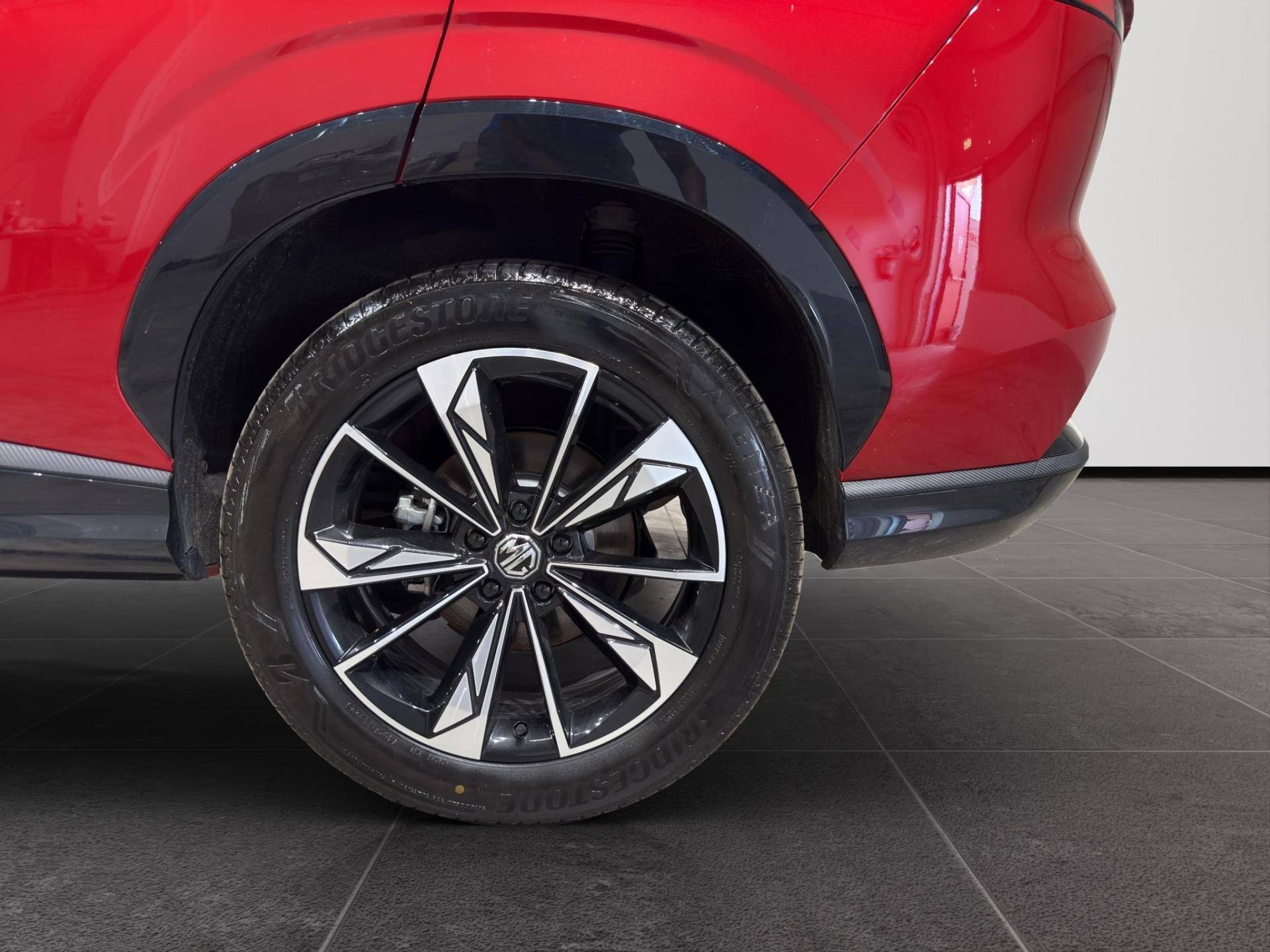 MG HS HS 1.5 hybrid+ Luxury auto usata in pronta consegna - Brandini