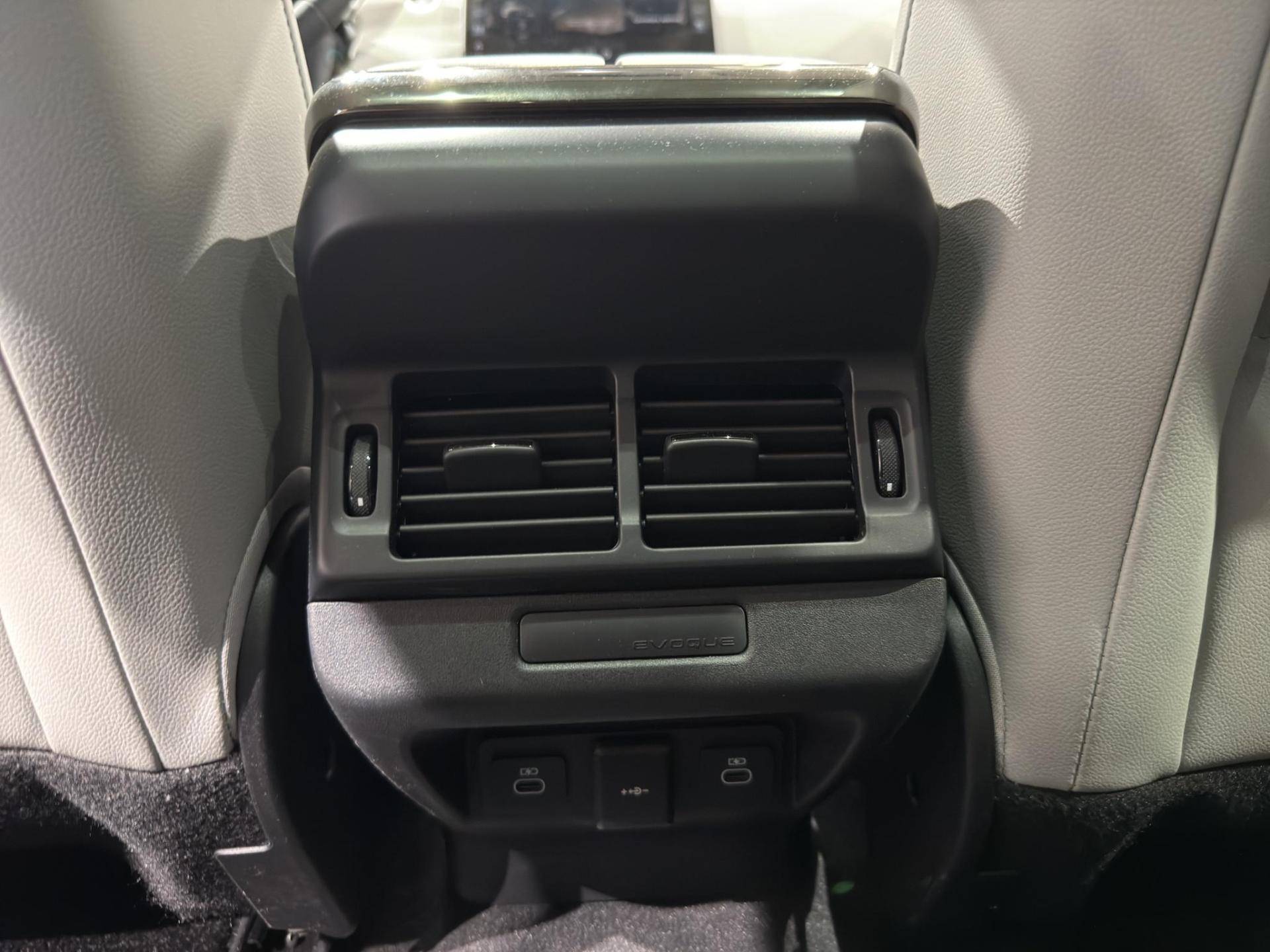LAND ROVER Range Rover Evoque Range Rover Evoque 2.0d i4 mhev S awd 163cv auto usata in pronta consegna - Brandini