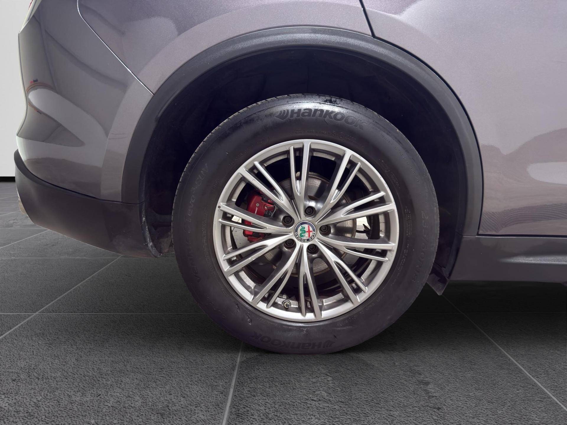 ALFA ROMEO Stelvio Stelvio 2.2 t Executive Q4 210cv auto usata in pronta consegna - Brandini