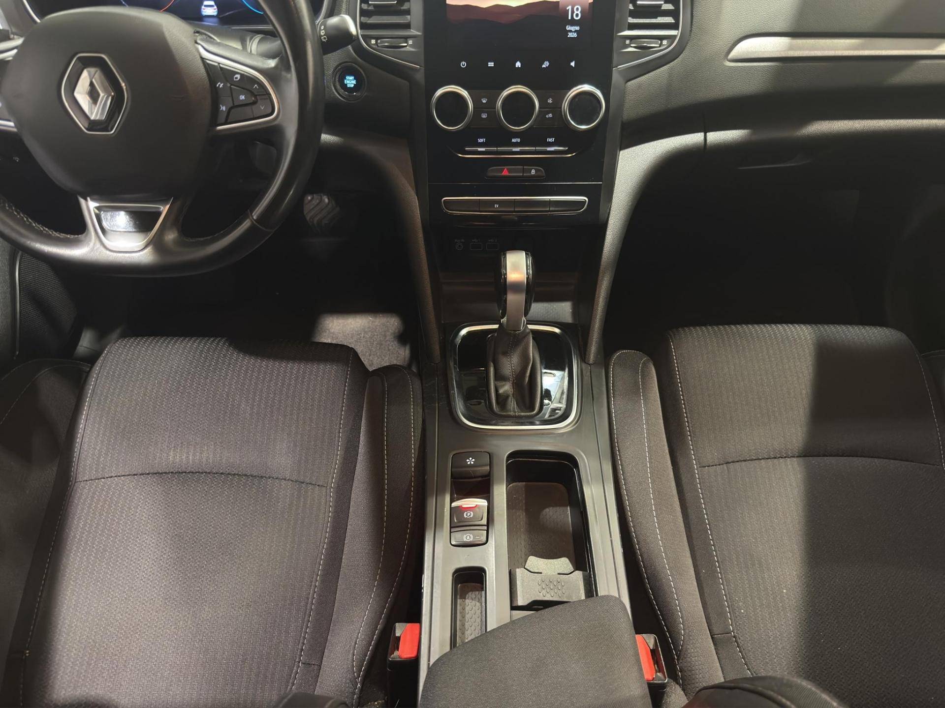 Auto Venduta - RENAULT Megane Megane Sporter 1.6 plug-in hybrid Business E-Tech 160cv auto usata in pronta consegna - Brandini
