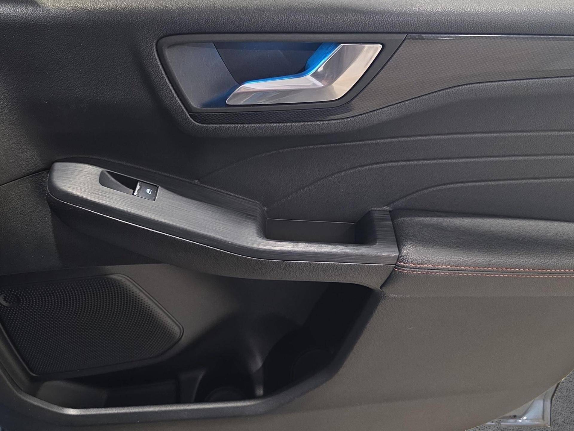 Auto Venduta - FORD Kuga Kuga 2.5 phev ST-Line X 2wd 225cv e-shifter usata in pronta consegna - Brandini