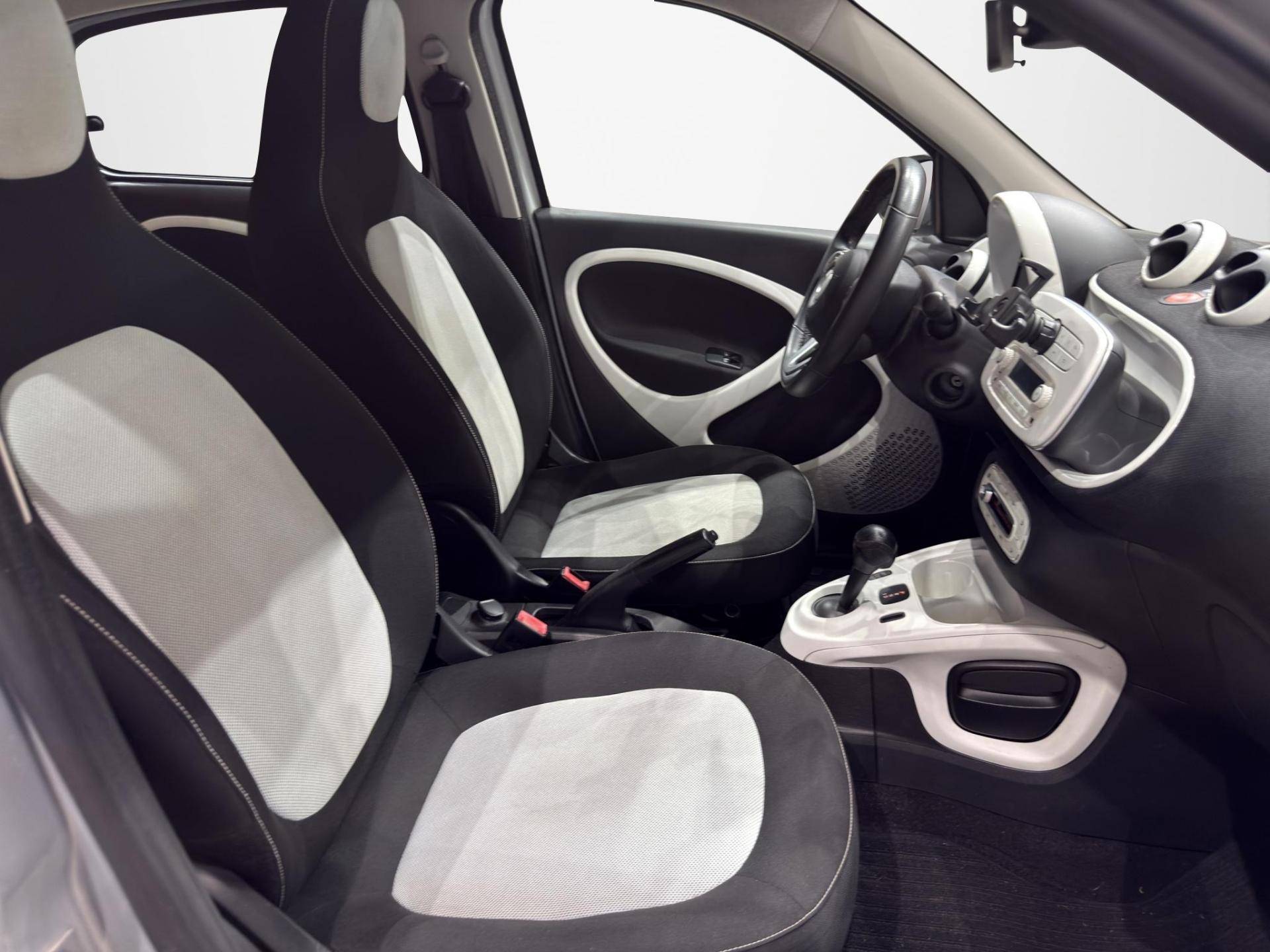 Auto Venduta - SMART Forfour Forfour 1.0 Passion 71cv twinamic usata in pronta consegna - Brandini