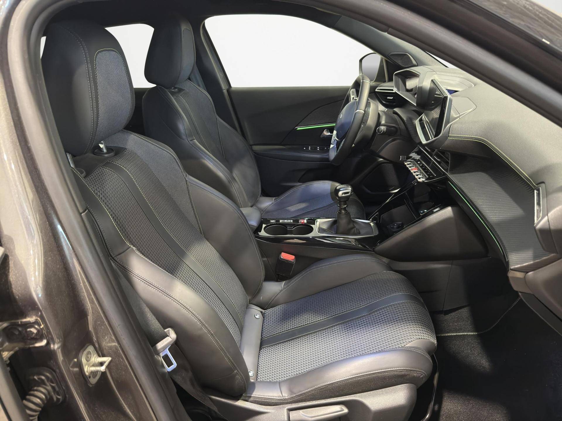 PEUGEOT 2008 2008 1.2 puretech GT Line s&s 130cv usata in pronta consegna - Brandini