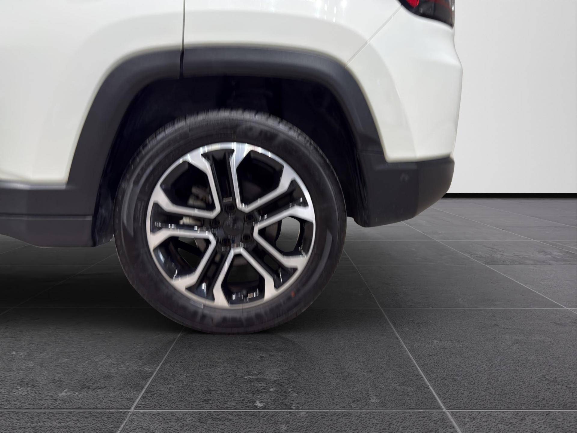 Auto Venduta - JEEP Compass Compass 1.5 turbo t4 mhev Limited 2wd 130cv dct usata in pronta consegna - Brandini