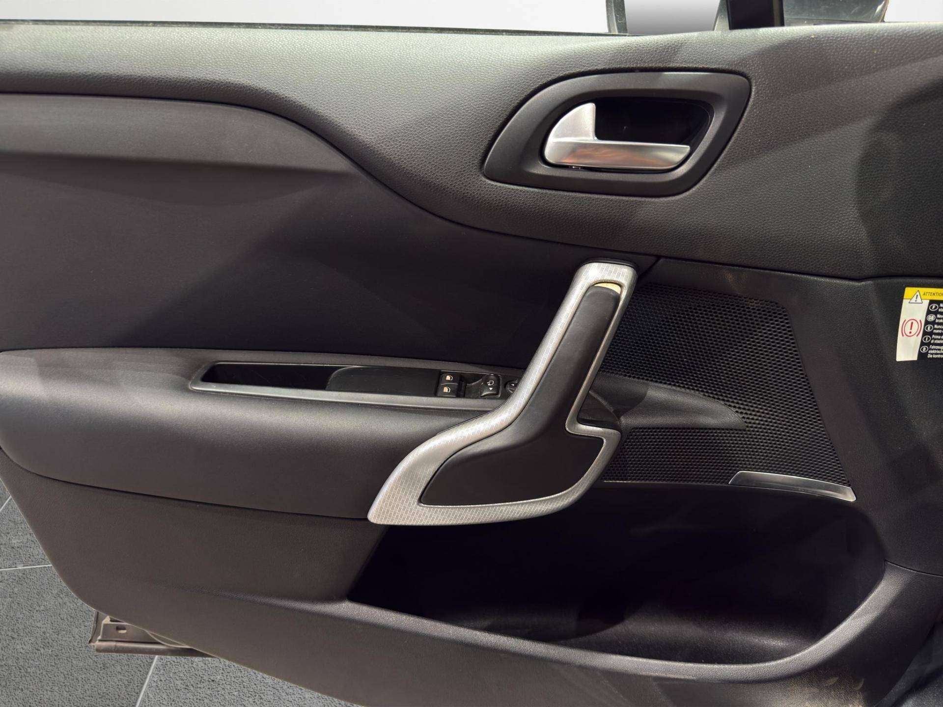 CITROEN C4 DS4 1.6 e-hdi (airdream) So Chic 115cv usata in pronta consegna - Brandini