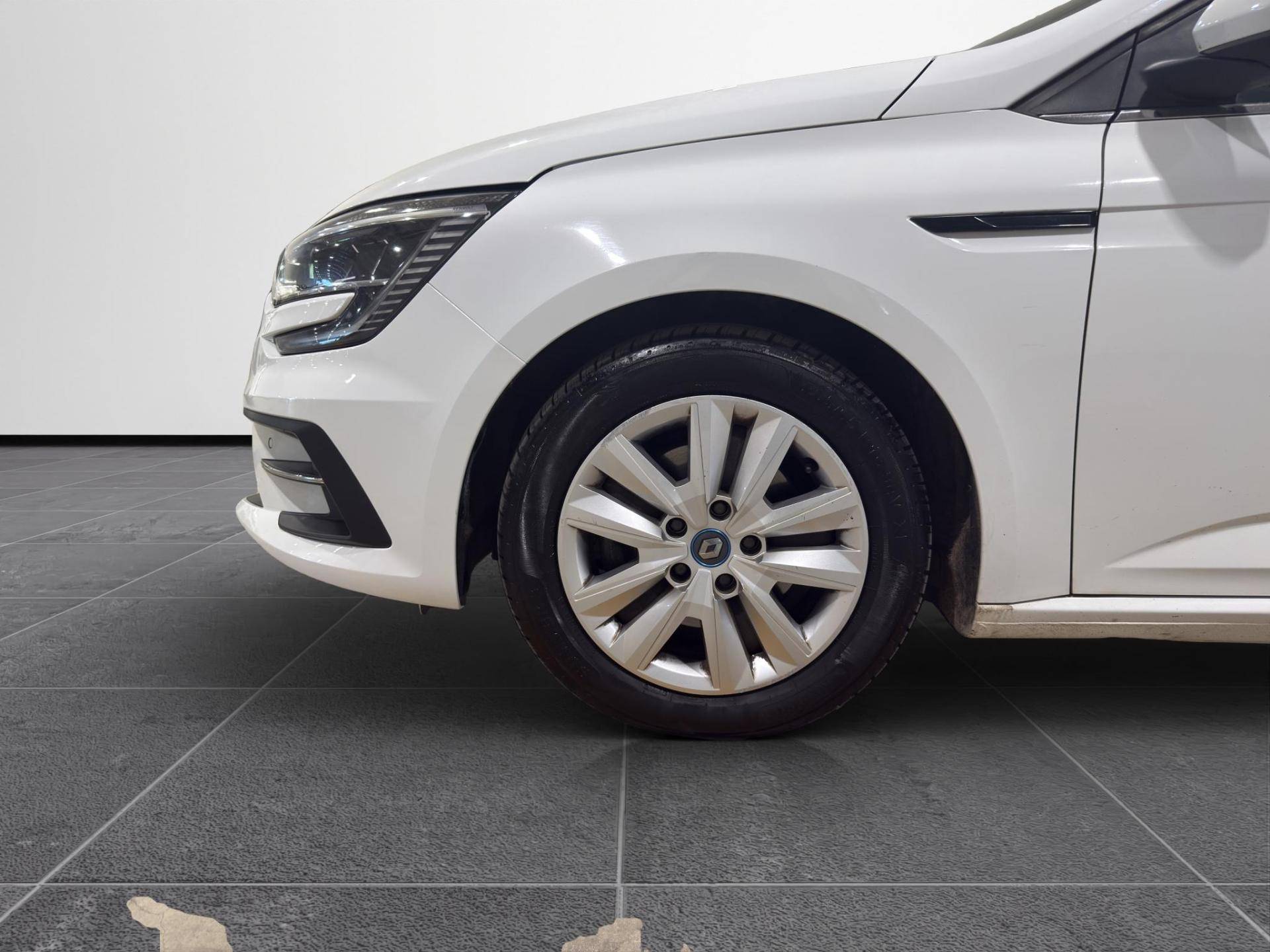 Auto Venduta - RENAULT Megane Megane Sporter 1.6 plug-in hybrid Business E-Tech 160cv auto usata in pronta consegna - Brandini
