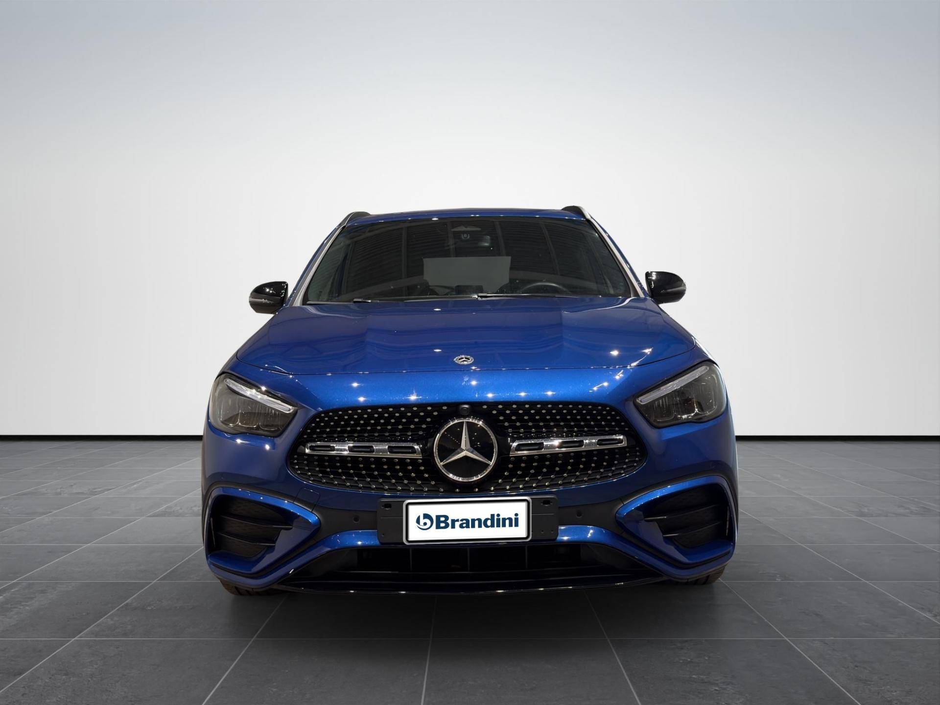 MERCEDES GLA GLA 200 d AMG Line Premium auto usata in pronta consegna - Brandini