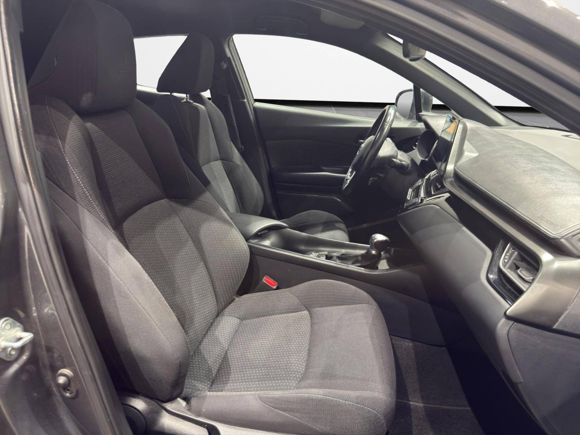 Auto Venduta - TOYOTA C-HR C-HR 1.8h Active 2wd e-cvt usata in pronta consegna - Brandini