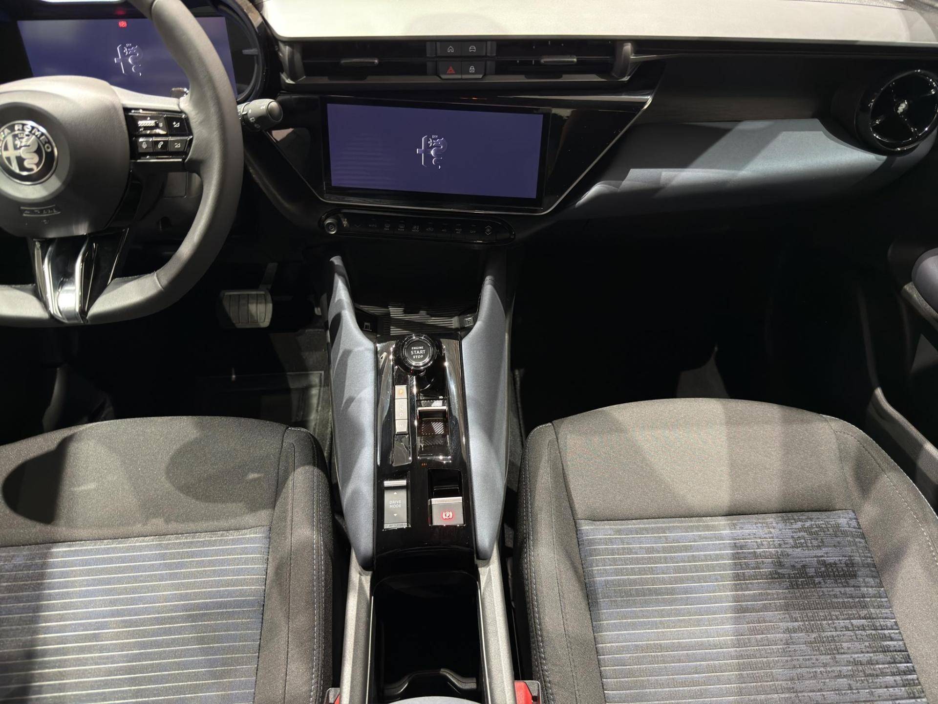 Auto Venduta - ALFA ROMEO Junior Junior 1.2 ibrida 136cv edct6 usata in pronta consegna - Brandini