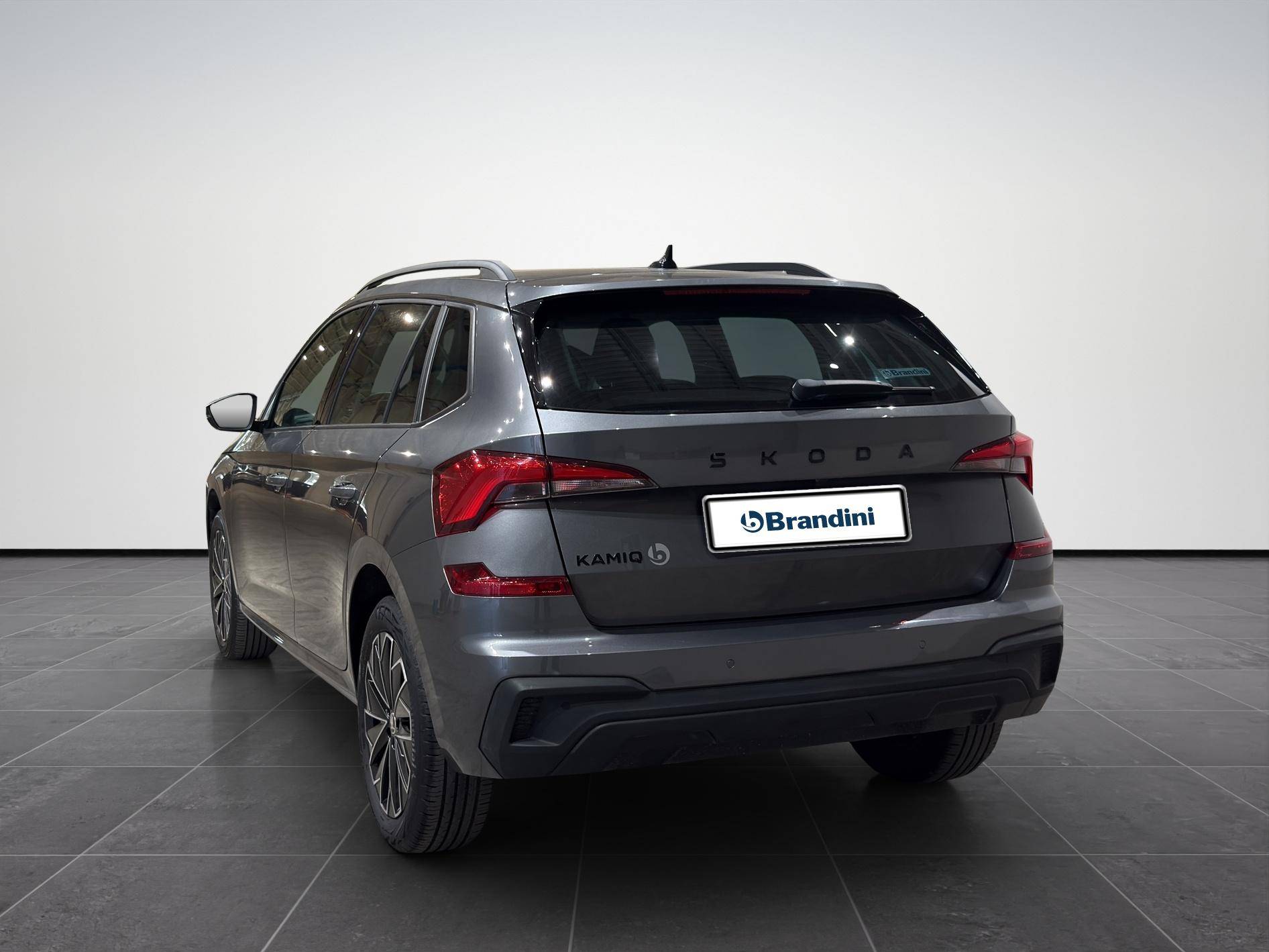 SKODA Kamiq 2024 Kamiq 1.0 tsi Black Dots 115cv usata in pronta consegna - Brandini