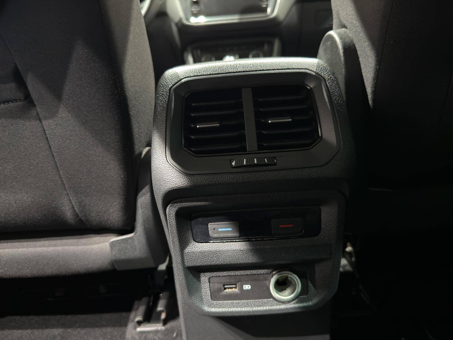 VOLKSWAGEN Tiguan Tiguan 2.0 tdi Advanced R-Line Exterior Pack 150cv dsg usata in pronta consegna - Brandini