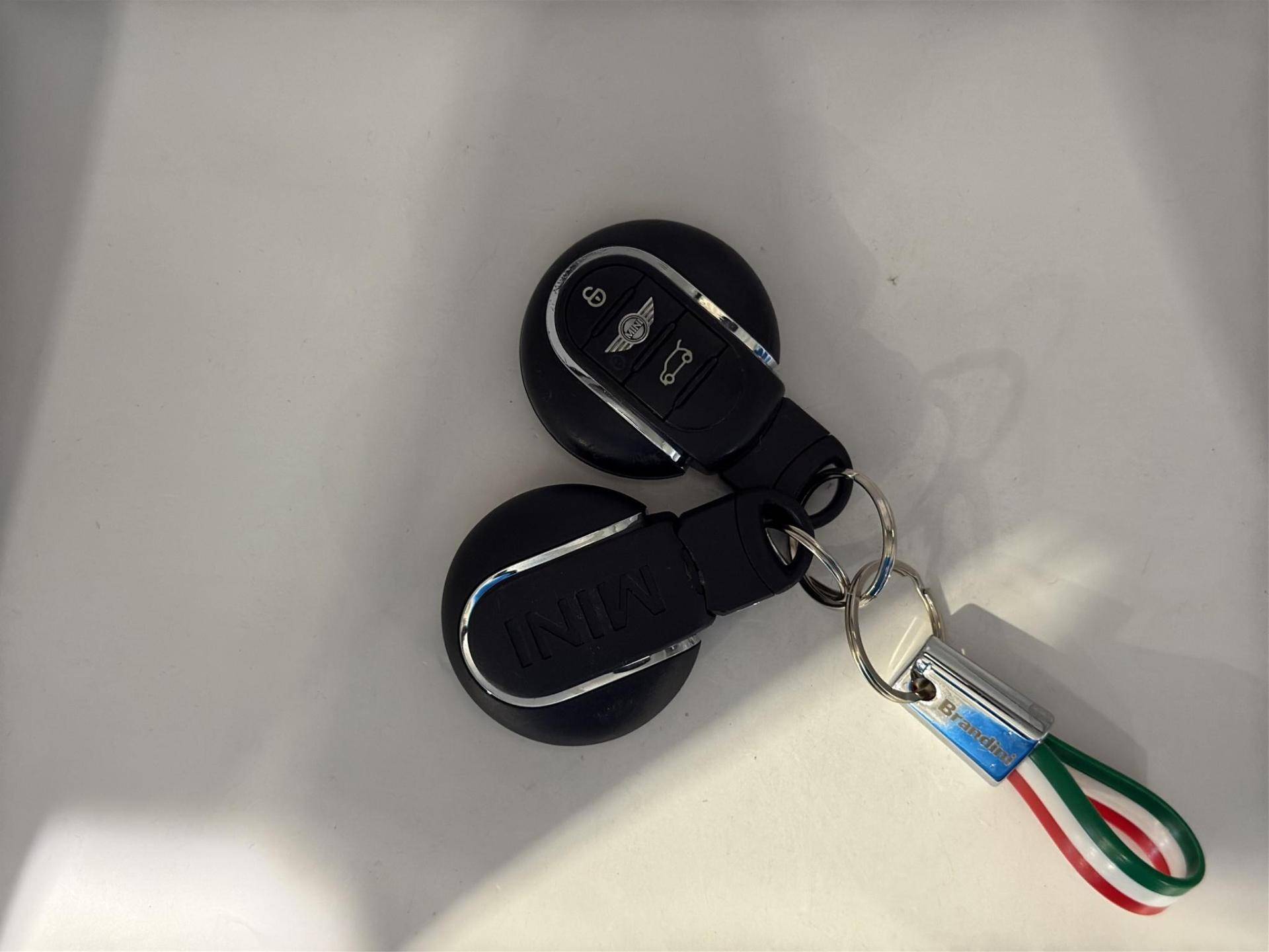 MINI Mini Mini Clubman 1.5 One D Hype auto usata in pronta consegna - Brandini