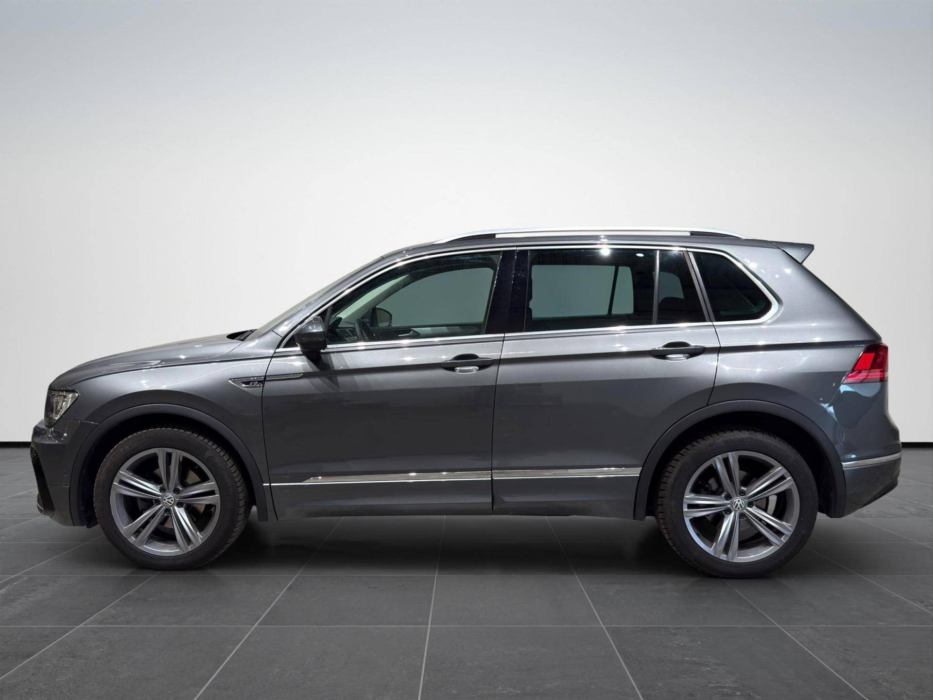 VOLKSWAGEN Tiguan Tiguan 2.0 tdi Advanced R-Line Exterior Pack 150cv dsg usata in pronta consegna - Brandini