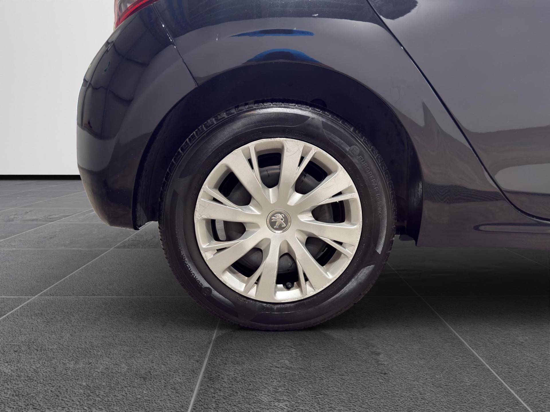 PEUGEOT 208 208 1.2 puretech Active gpl 82cv 5p usata in pronta consegna - Brandini