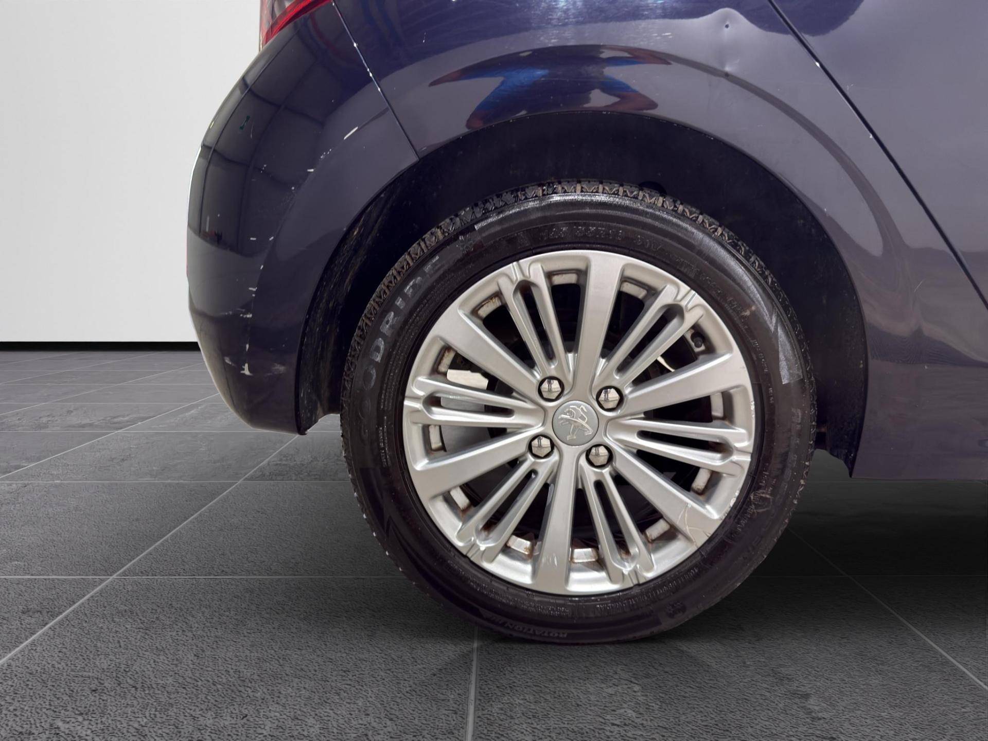 PEUGEOT 208 208 1.6 bluehdi Active 75cv 5p usata in pronta consegna - Brandini