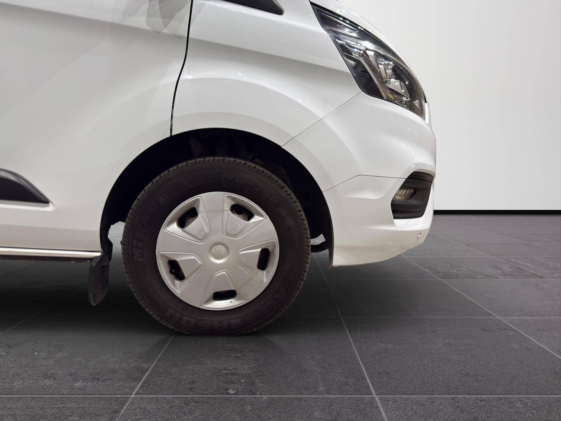 FORD Transit Custom I transit custom 300 2.0 tdci 130cv Trend L2H1 E6.2 usata in pronta consegna - Brandini