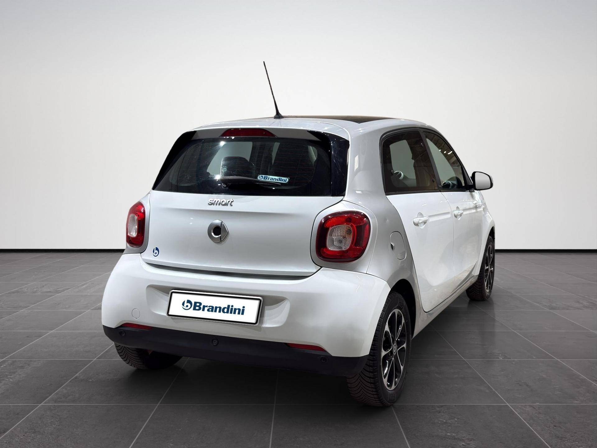 Auto Venduta - SMART Forfour Forfour 1.0 Passion 71cv twinamic usata in pronta consegna - Brandini